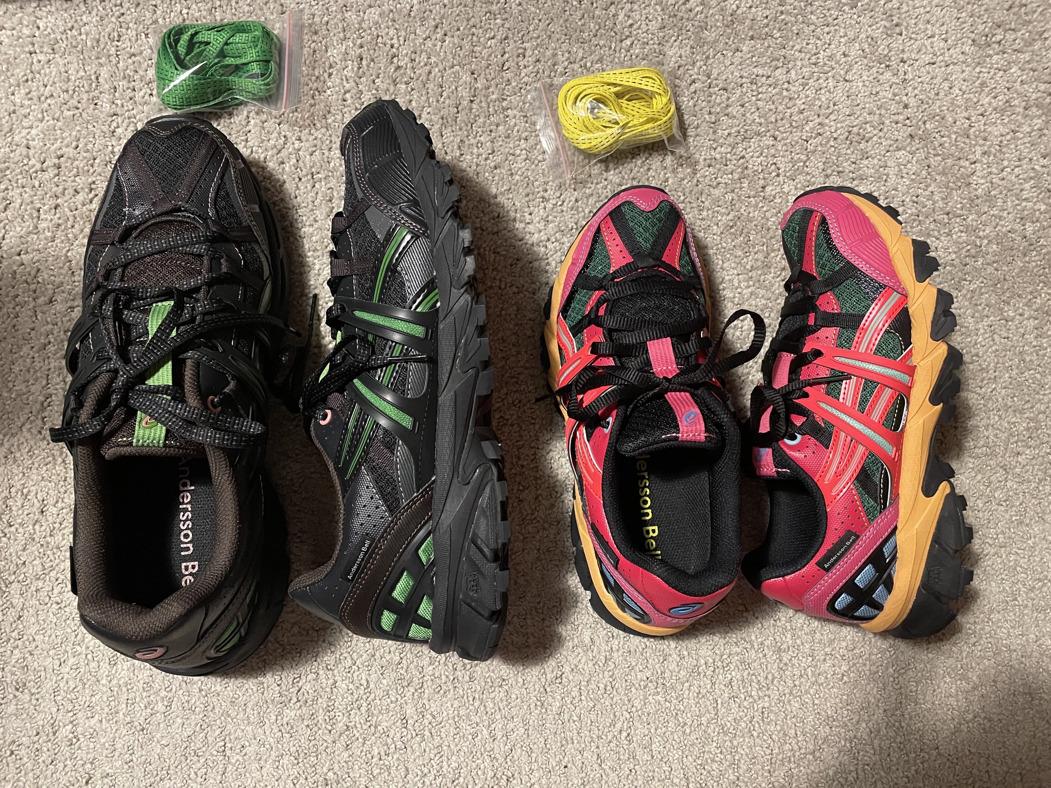 Asics x Andersson Bell Gel-Sonoma 15-50 Black Green, Asics x Andersson Bell Gel-Sonoma 15-50 Bright Rose Evergreen 착용 스타일 - 2