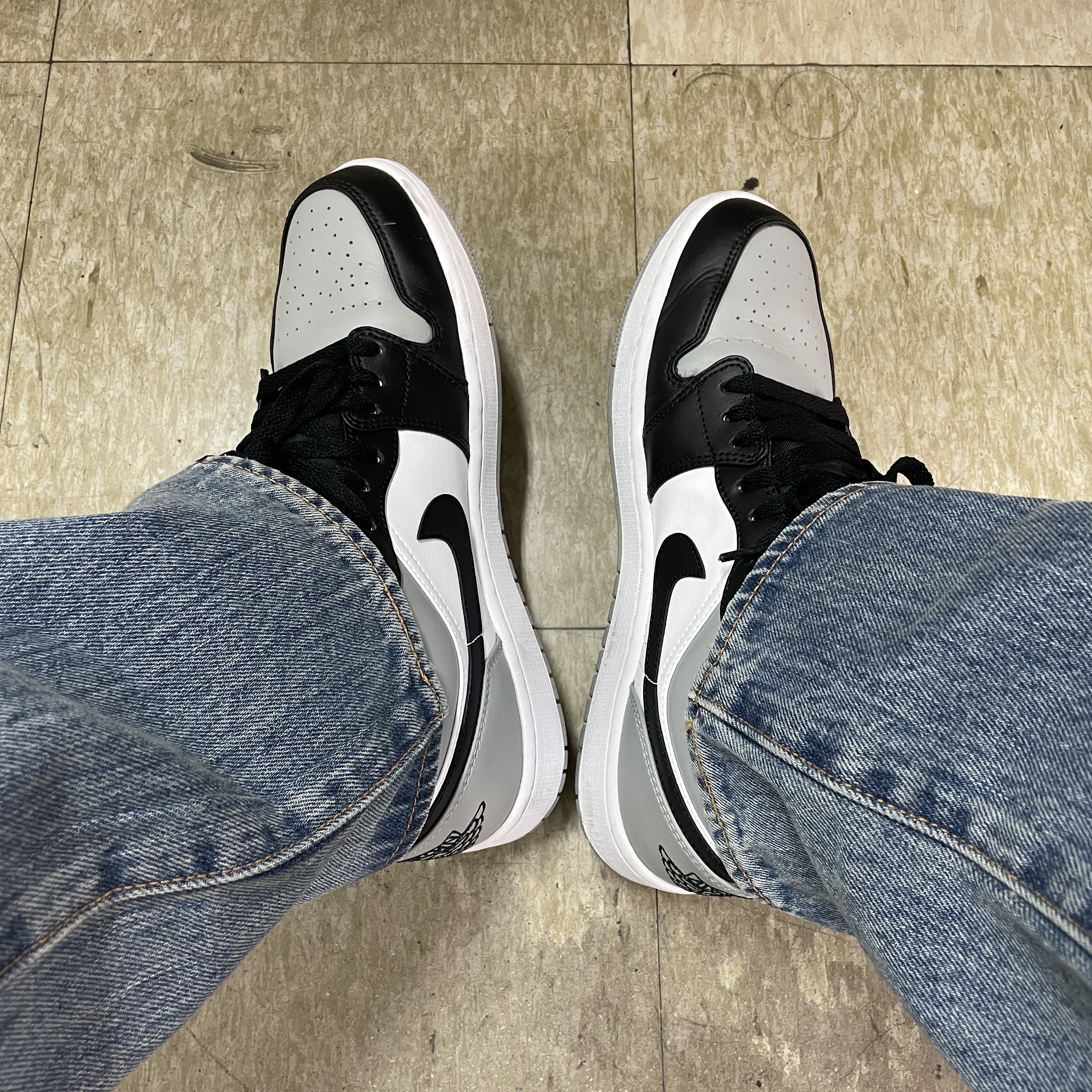 Jordan 1 Low Light Smoke Grey Black 착용 스타일