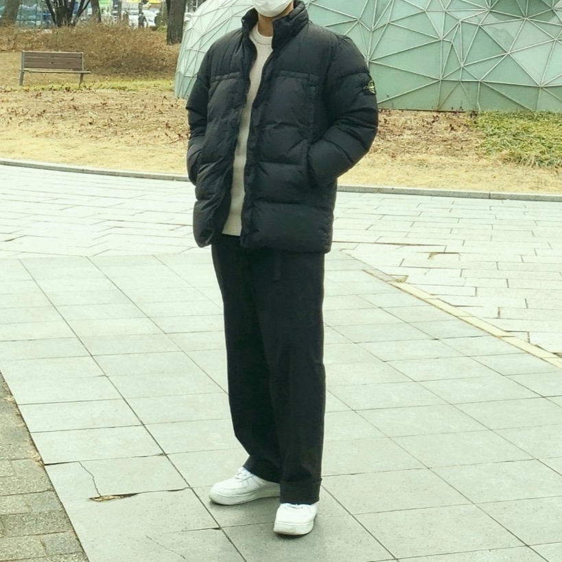 Stone Island 40123 Garment Dyed Crinkle Reps Down Jacket Black - 20FW 착용 스타일 - 2