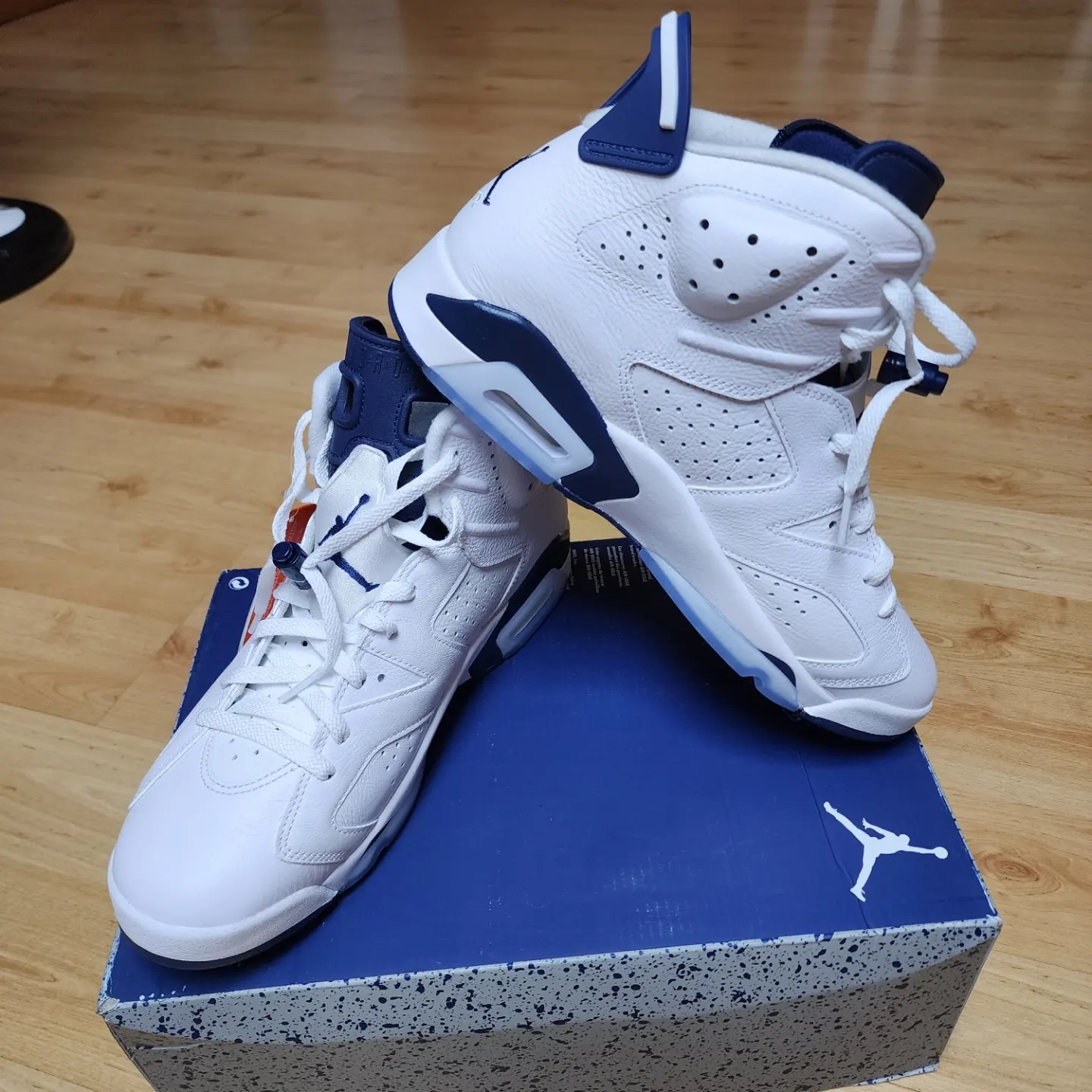 Jordan 6 Retro Midnight Navy 착용 스타일 - 1