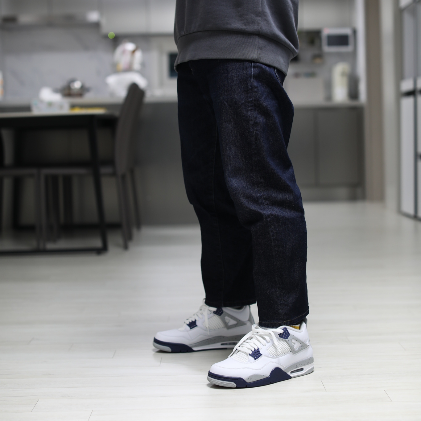 Jordan 4 Retro Midnight Navy 착용 스타일
