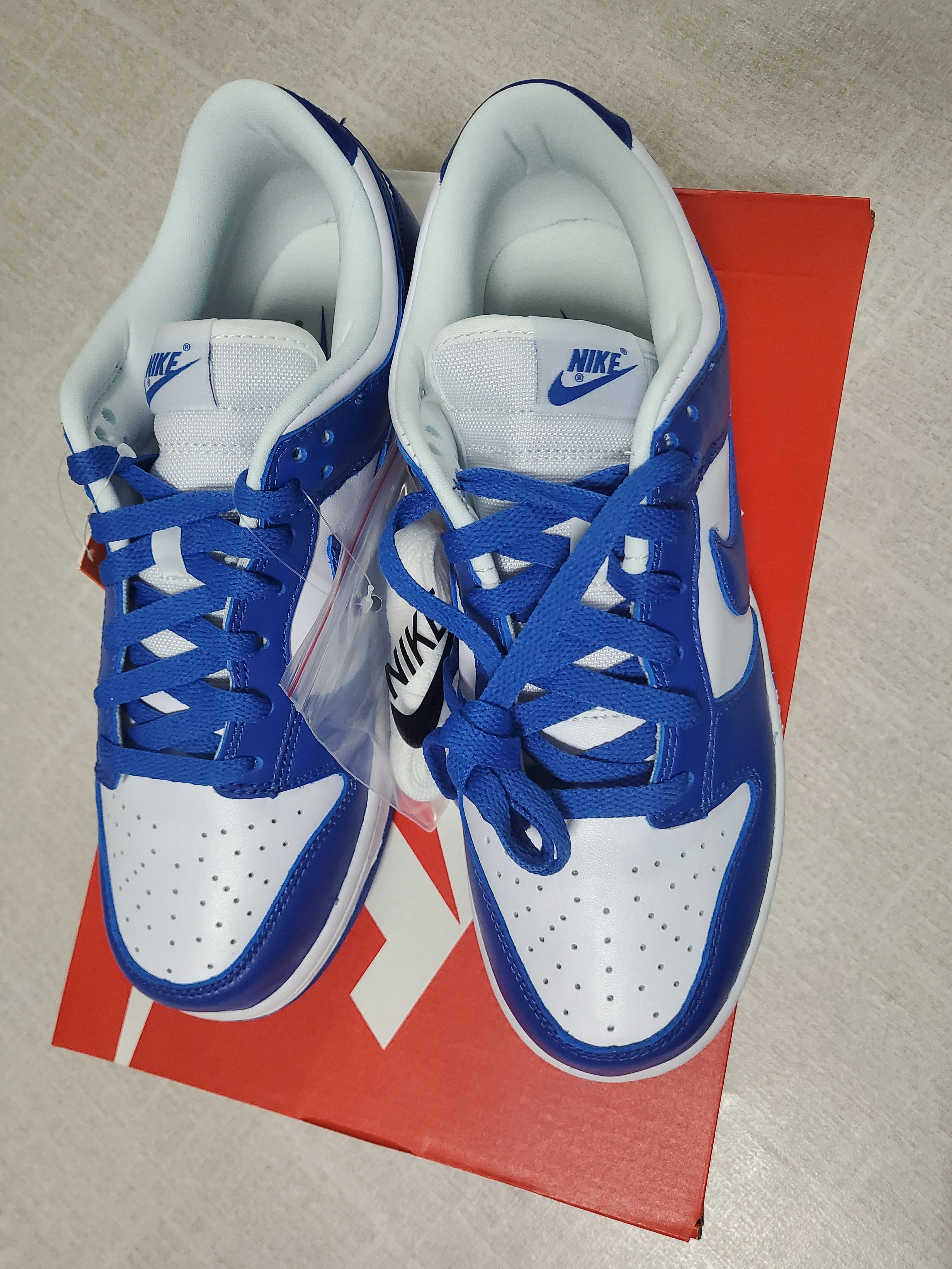 Nike Dunk Low SP Kentucky 2022 착용 스타일