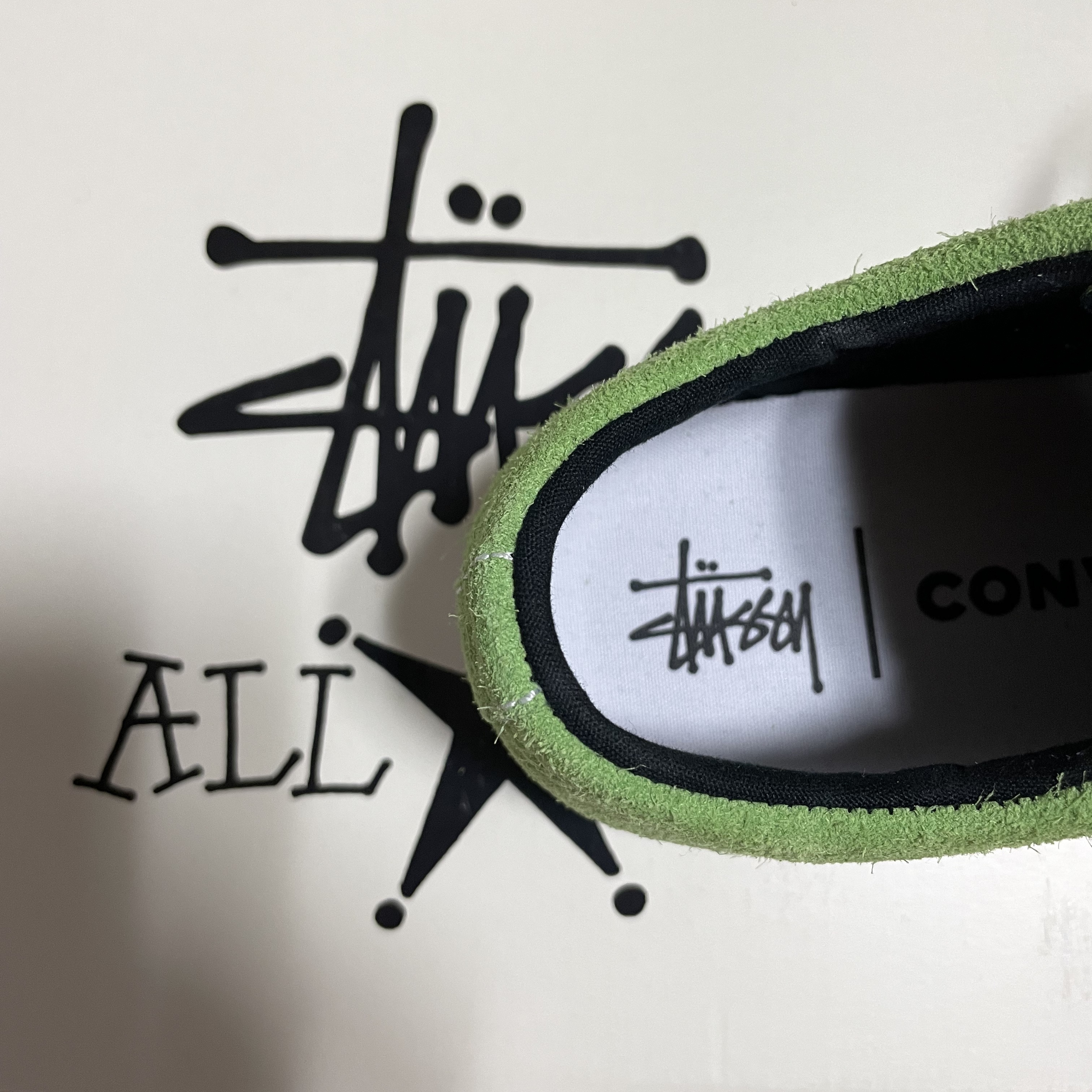 Converse x Stussy One Star Pro Ox 8 Ball Green 착용 스타일 - 3