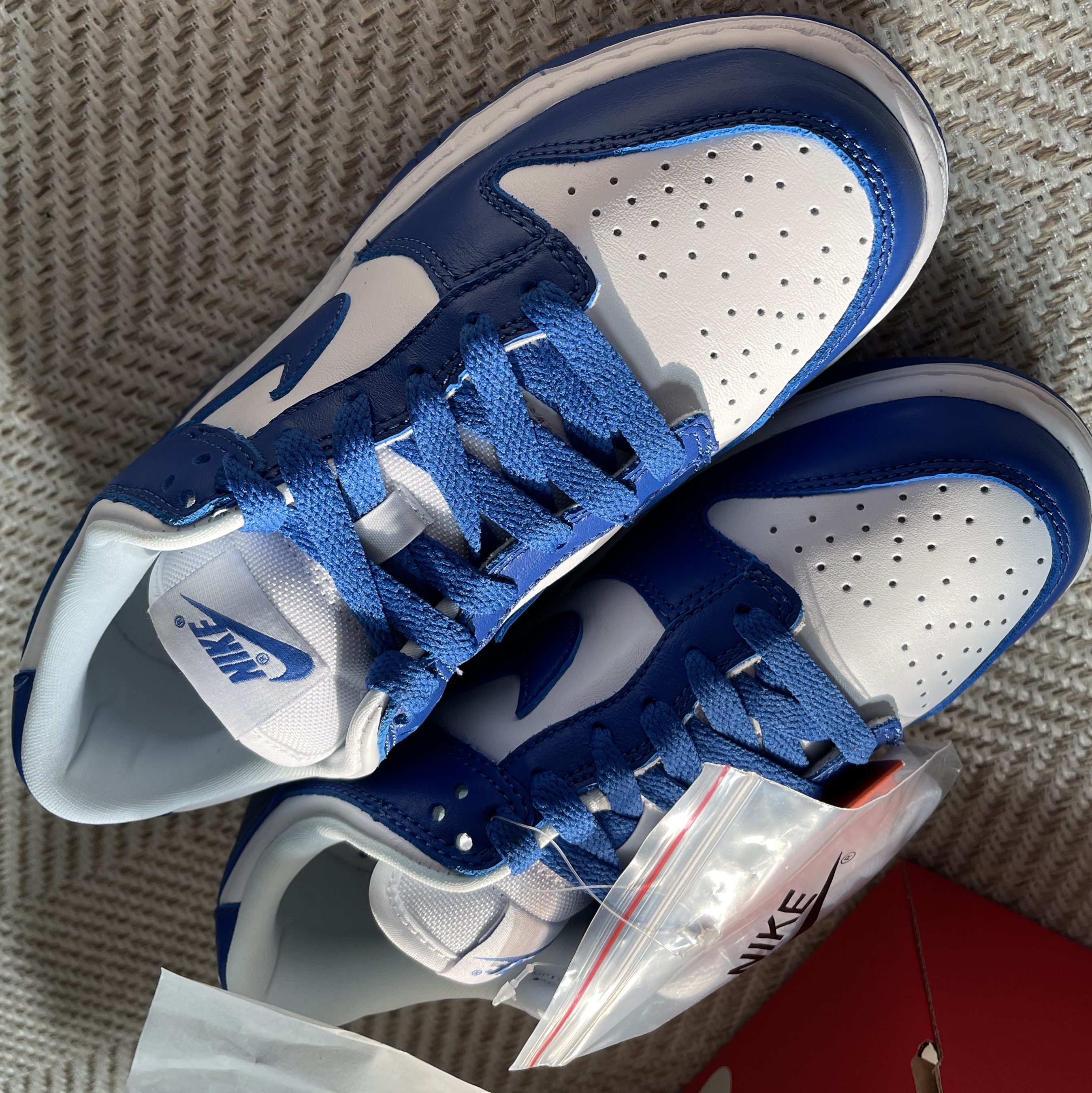 Nike Dunk Low SP Kentucky 2022 착용 스타일