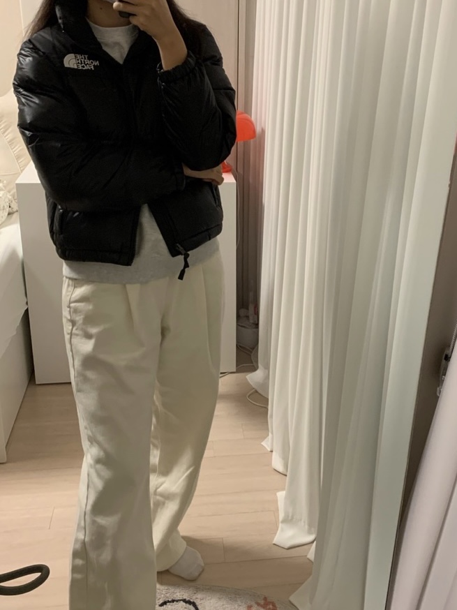 (W) The North Face Nuptse Hybrid Down Ball Jacket Black 착용 스타일