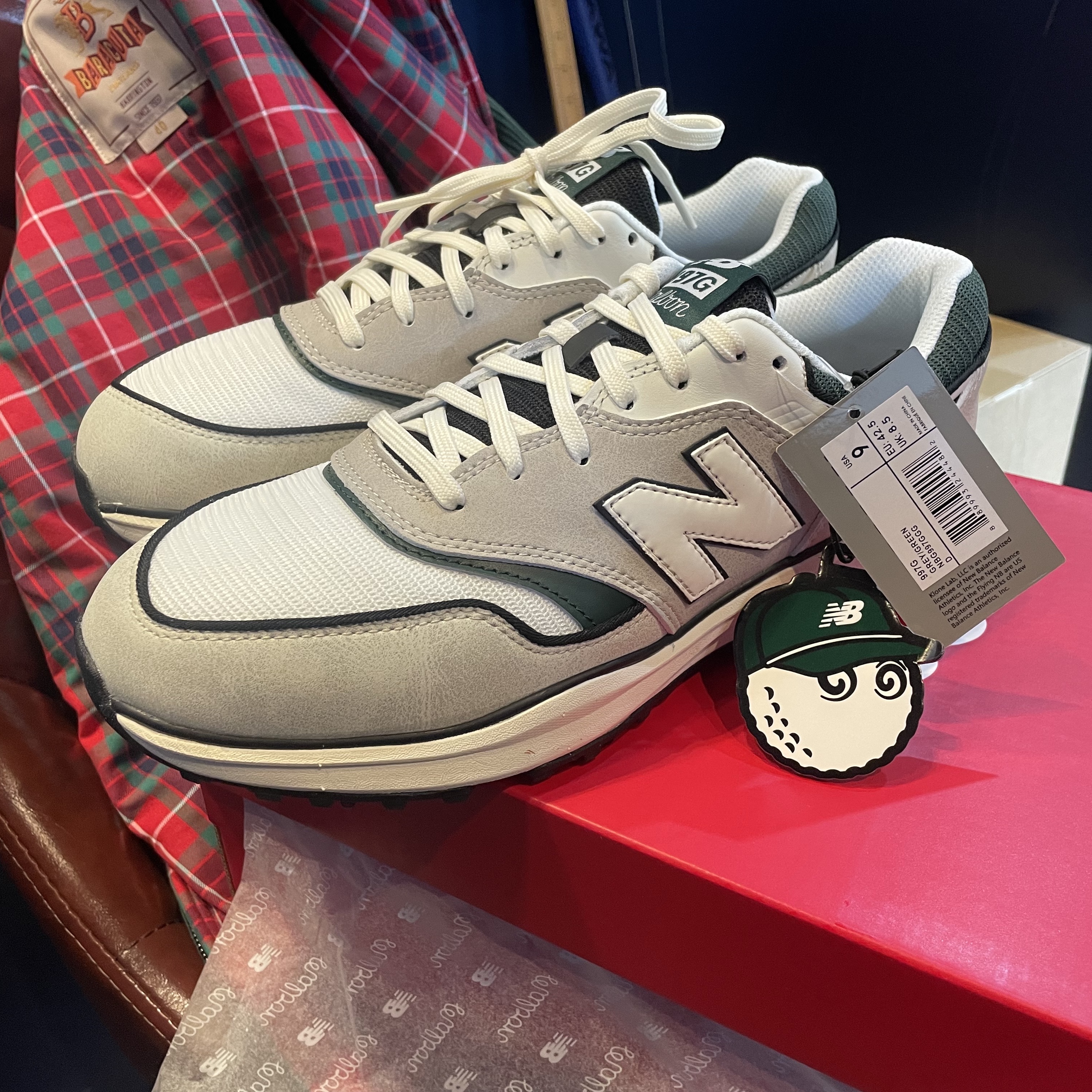 New Balance x Malbon 997 Golf Grey Green 착용 스타일