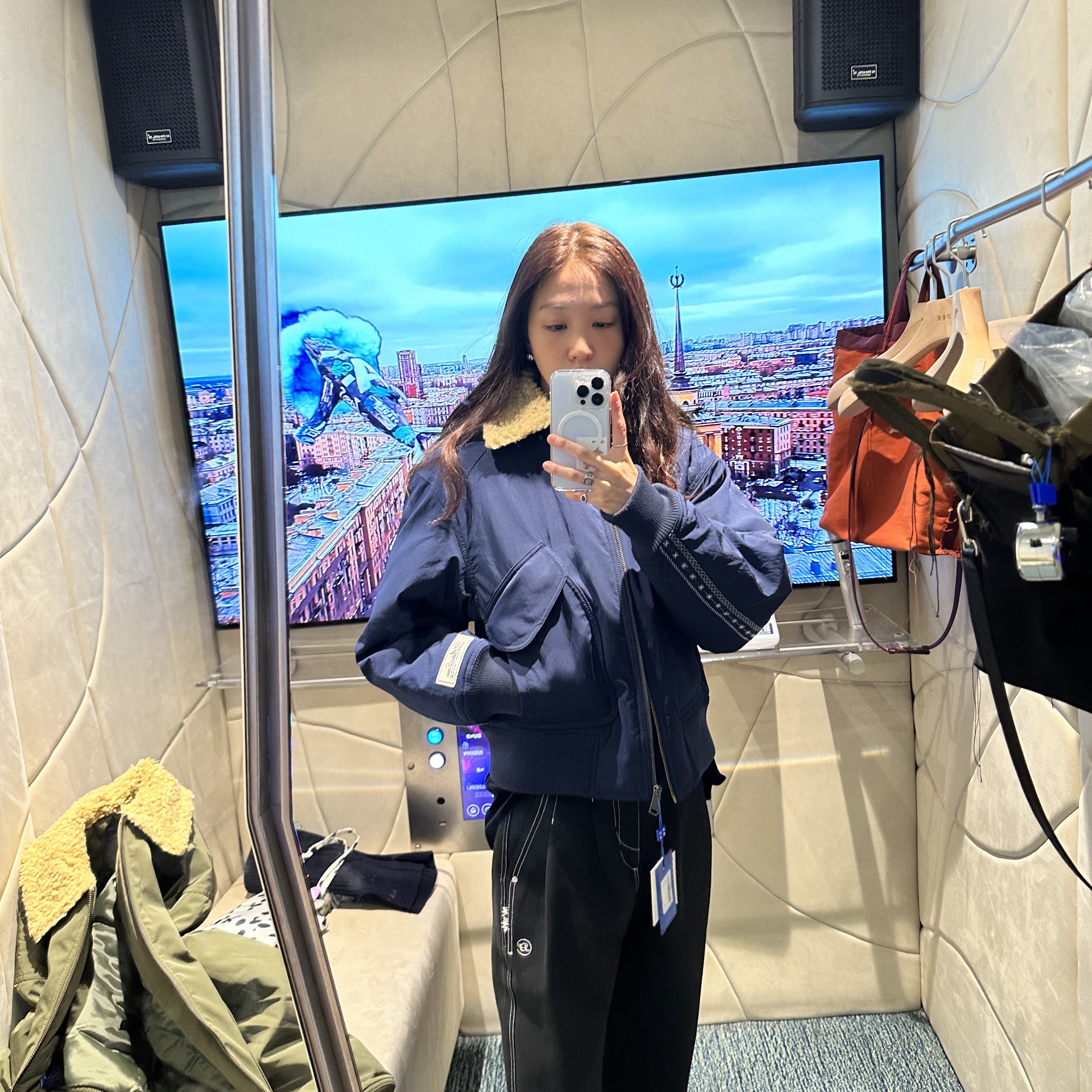 Ader Error Wegon Jumper Navy 착용 스타일 - 1