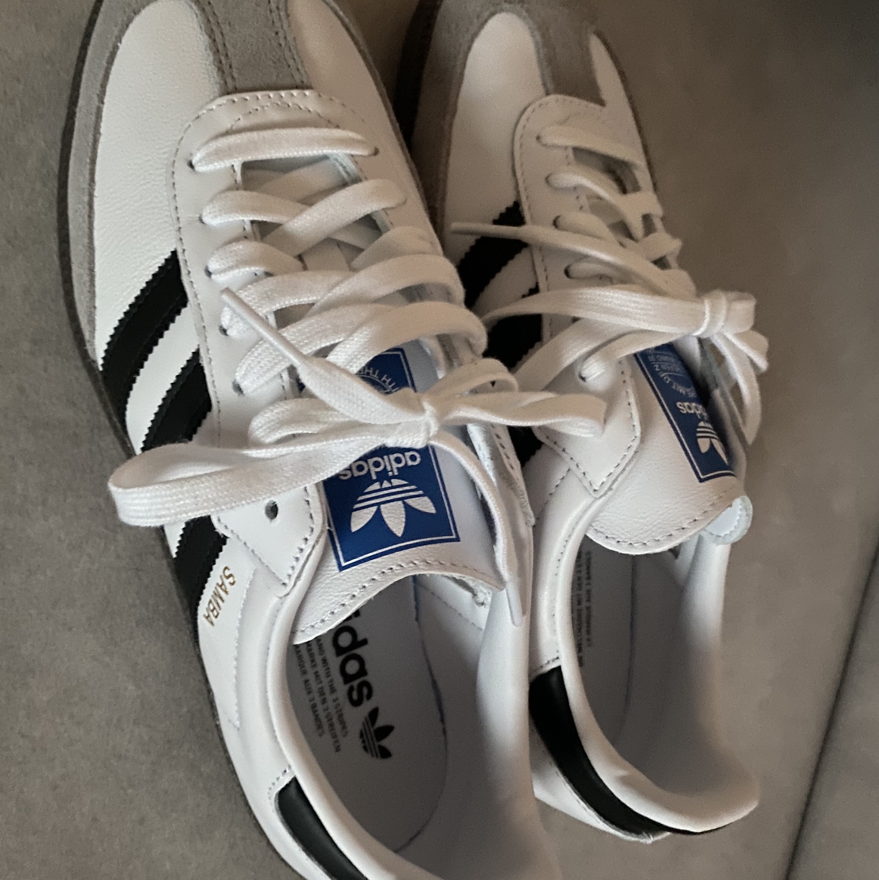 Adidas Samba OG Cloud White 착용 스타일