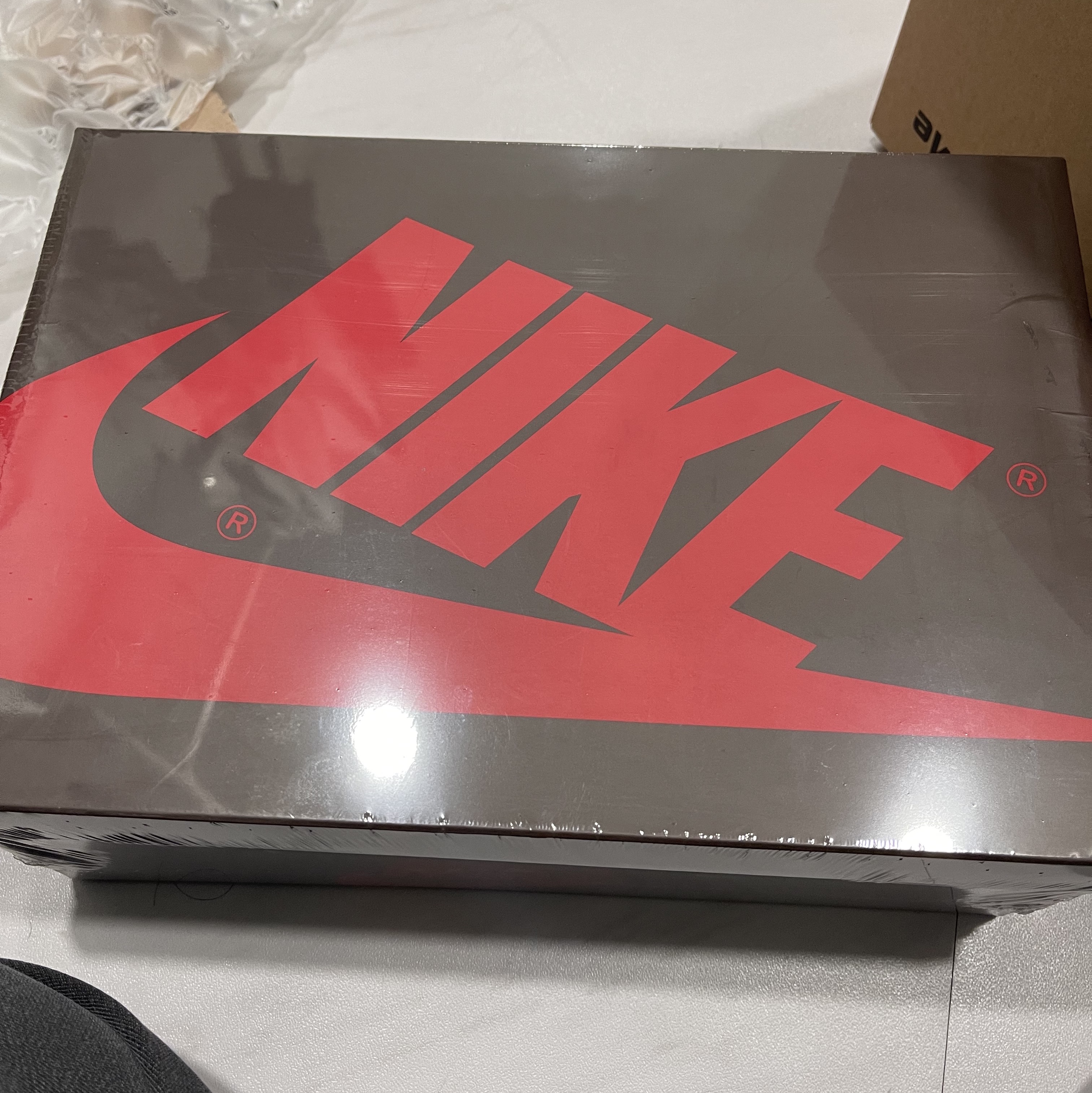 Jordan 1 x Travis Scott Retro High OG SP Mocha, IAB Studio Blocked Pigment Sweatpants Black 착용 스타일 - 1