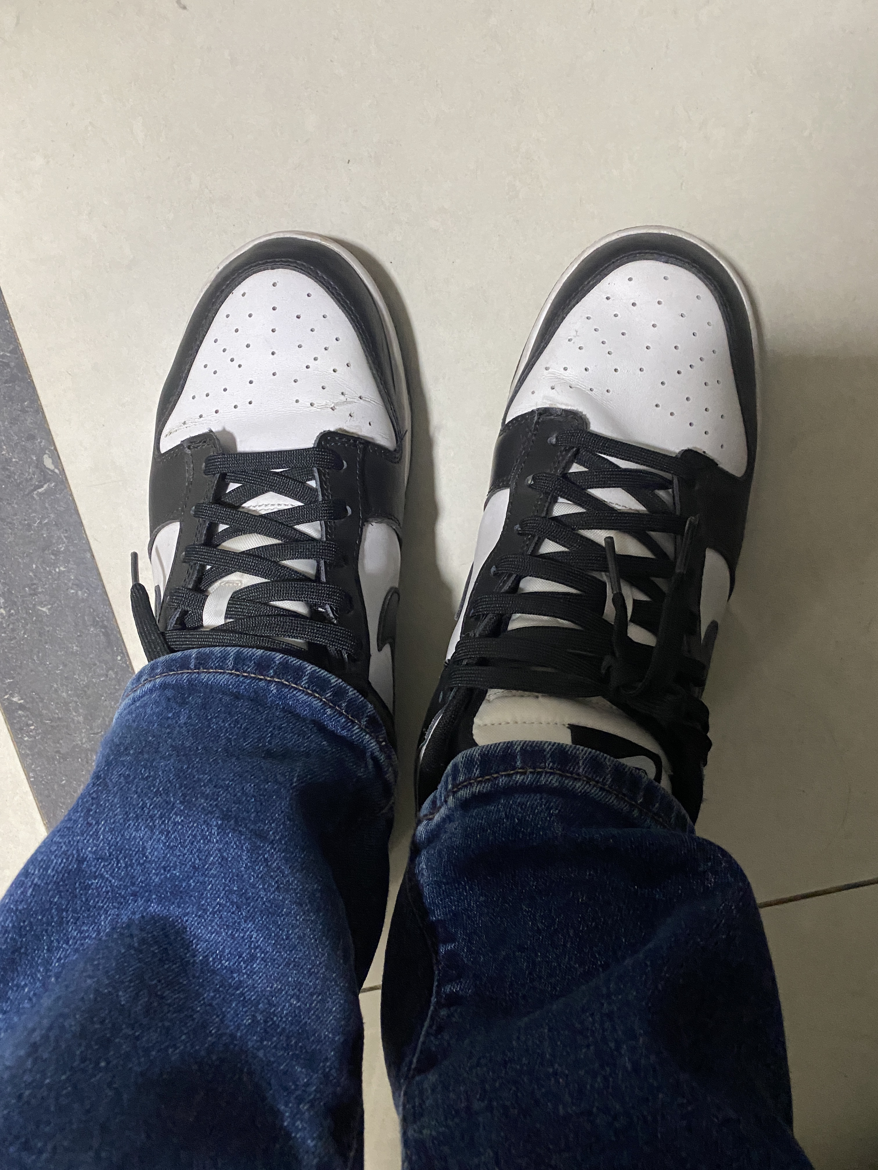 Nike Dunk Low Retro Black 착용 스타일