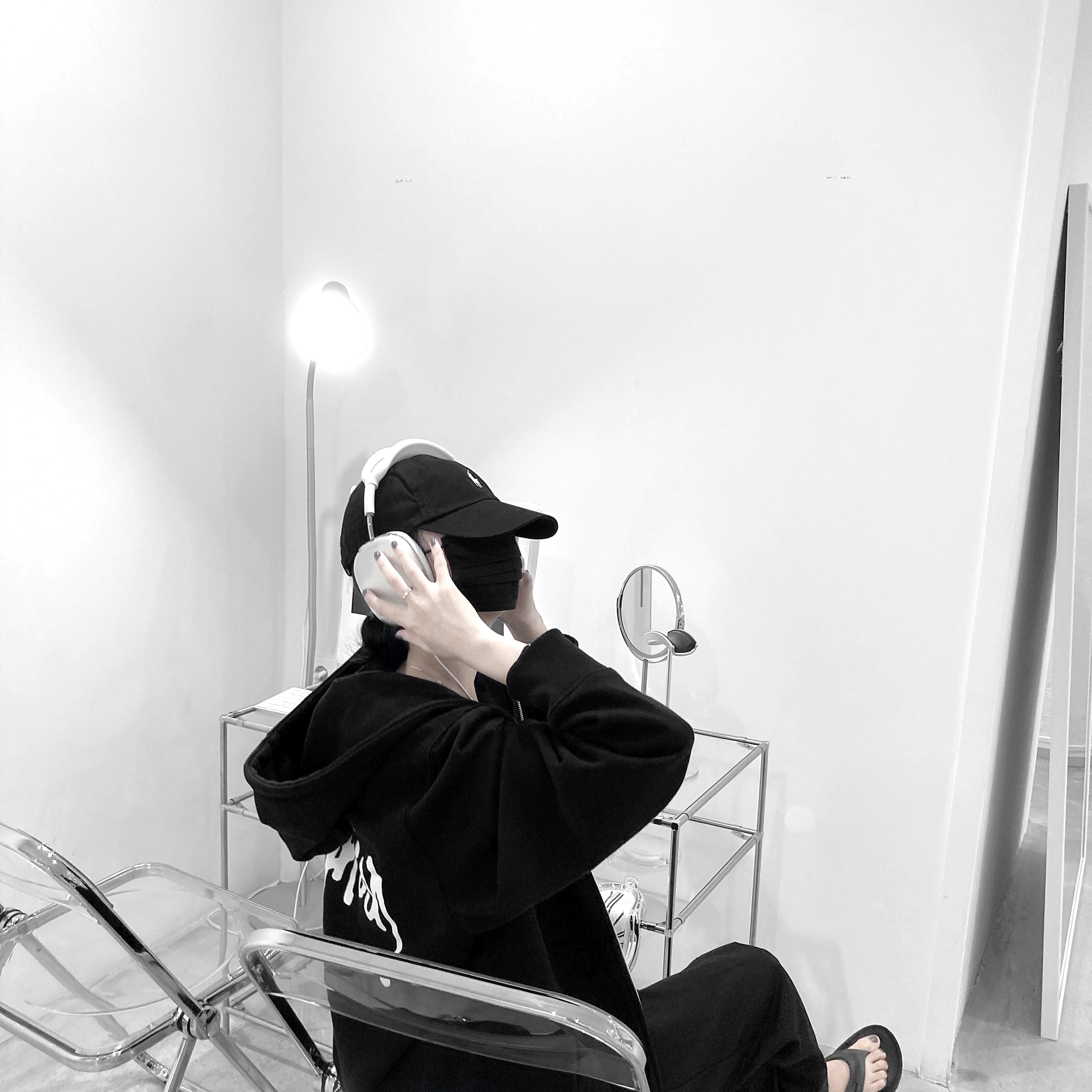 Apple AirPods Max Lightning Silver (Korean Ver.), Stussy Basic Stussy Zip Hoodie Black 2022 착용 스타일 - 1