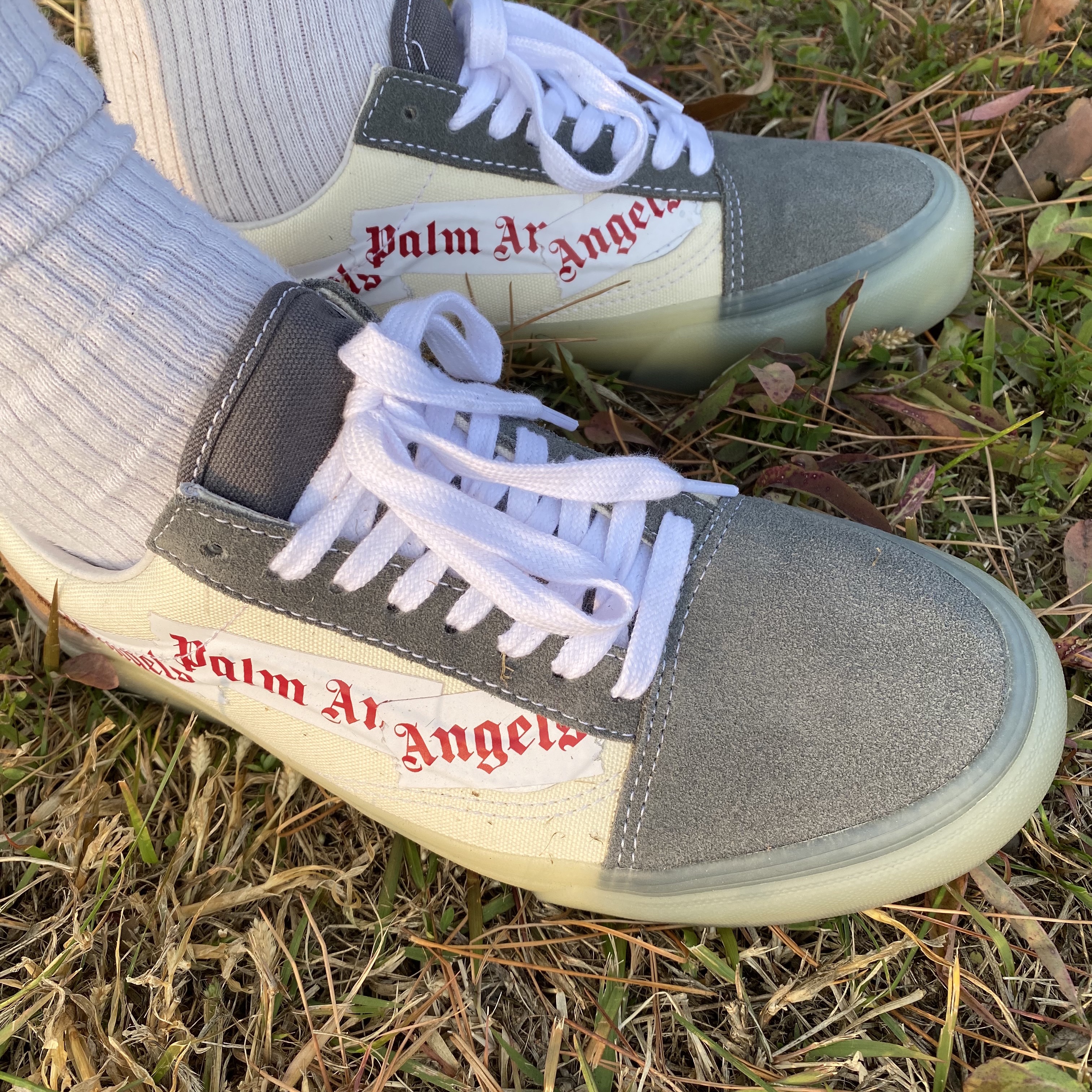 Vans Vault x Palm Angels Old Skool VLT LX Pewter 착용 스타일 - 5
