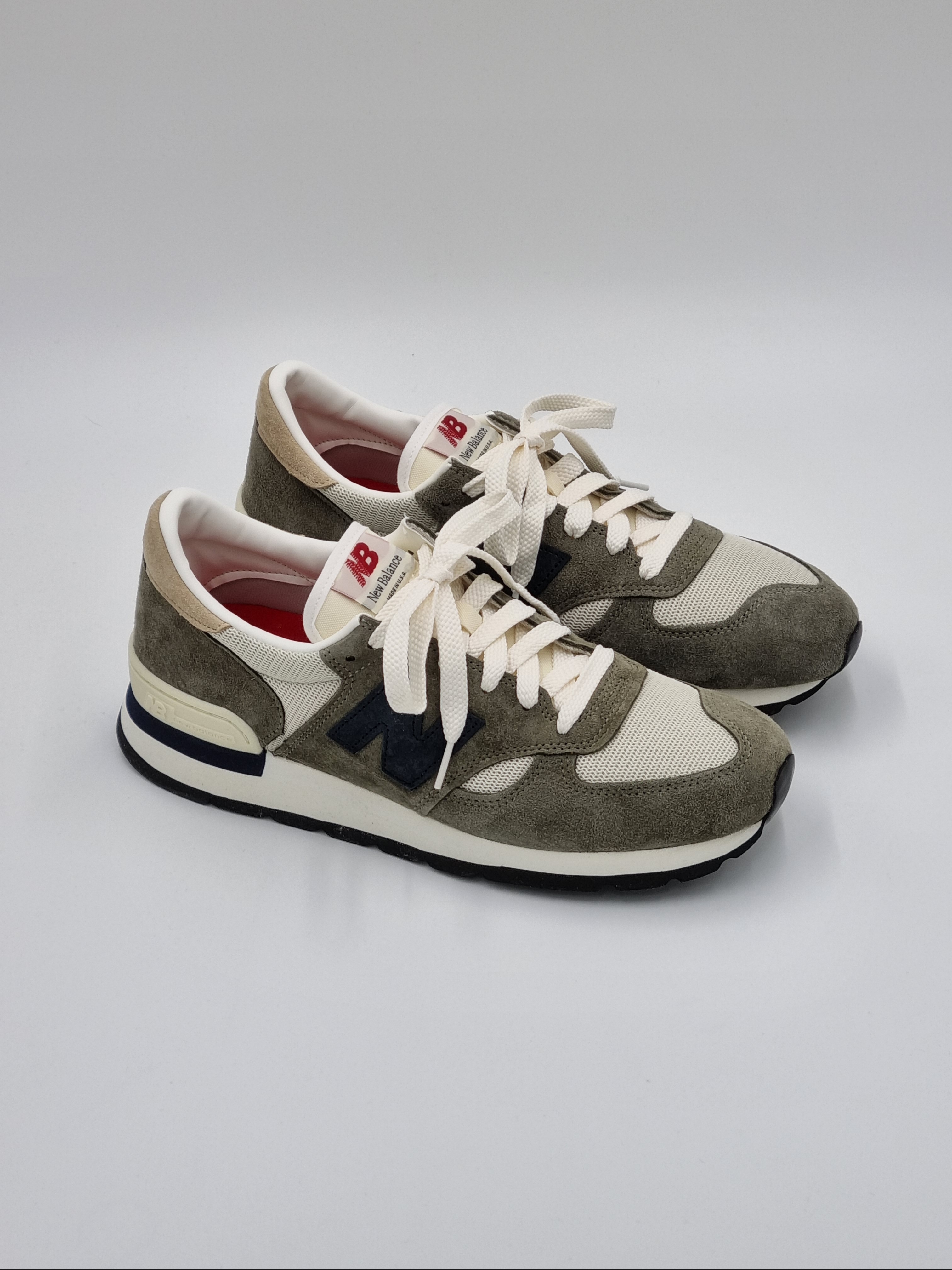 New Balance 990v1 Made in USA Olive 착용 스타일