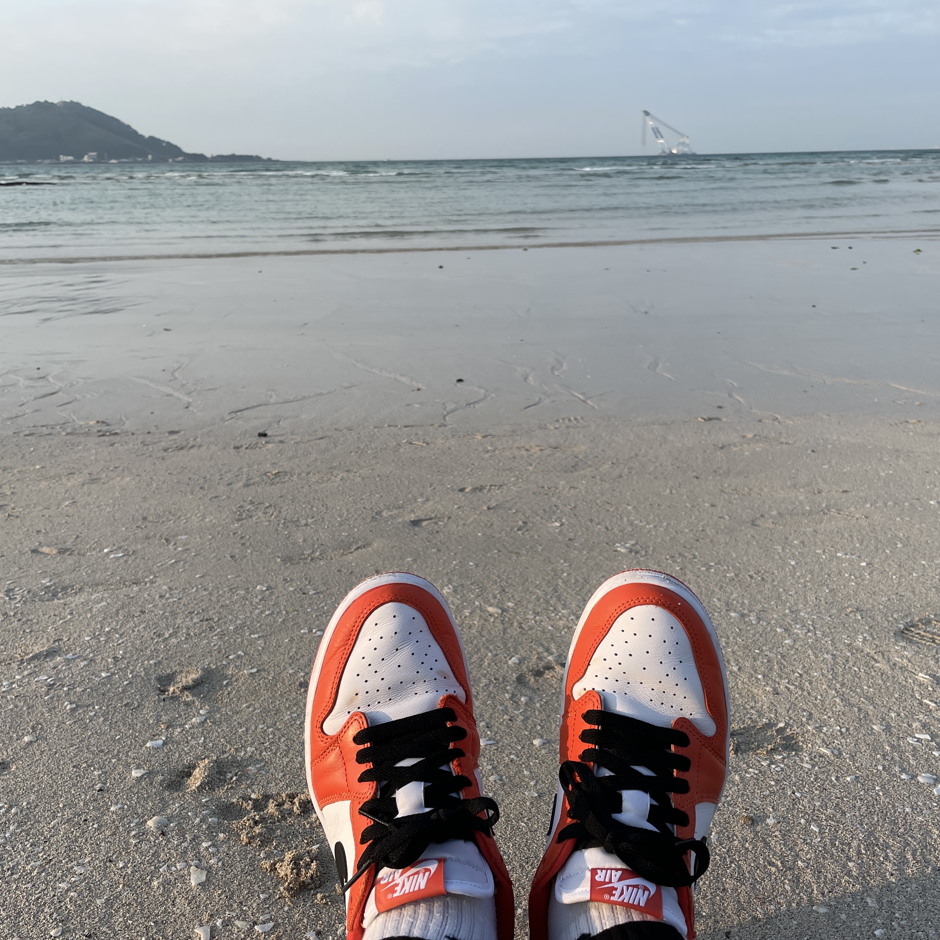 Jordan 1 Low OG Starfish 착용 스타일