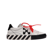 (W) Off-White Arrow Low Vulcanized Leather Sneakers White Black - 22FW