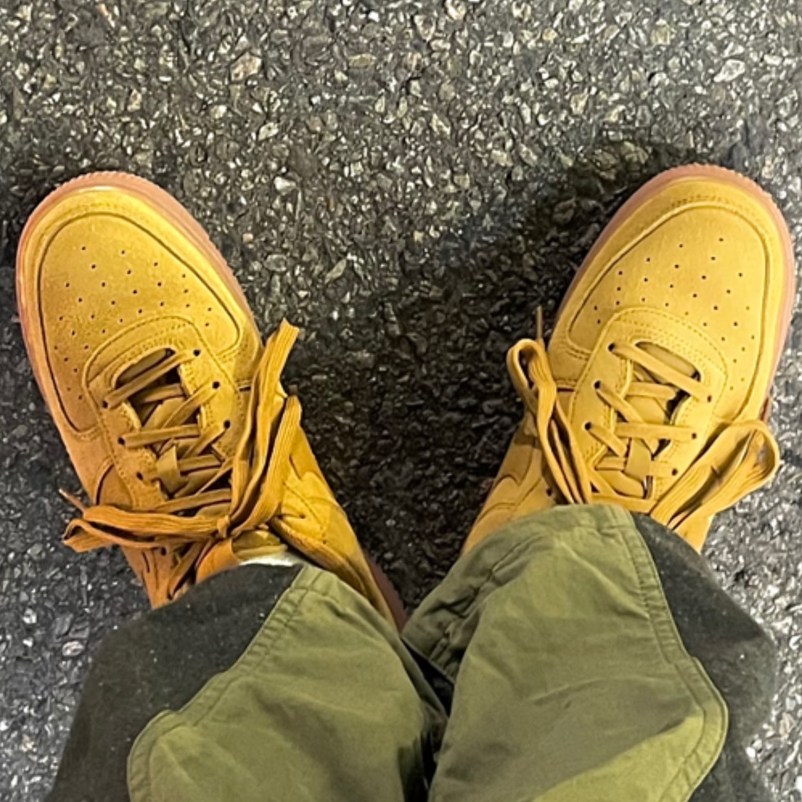 (GS) Nike Air Force 1 LV8 3 Wheat 착용 스타일