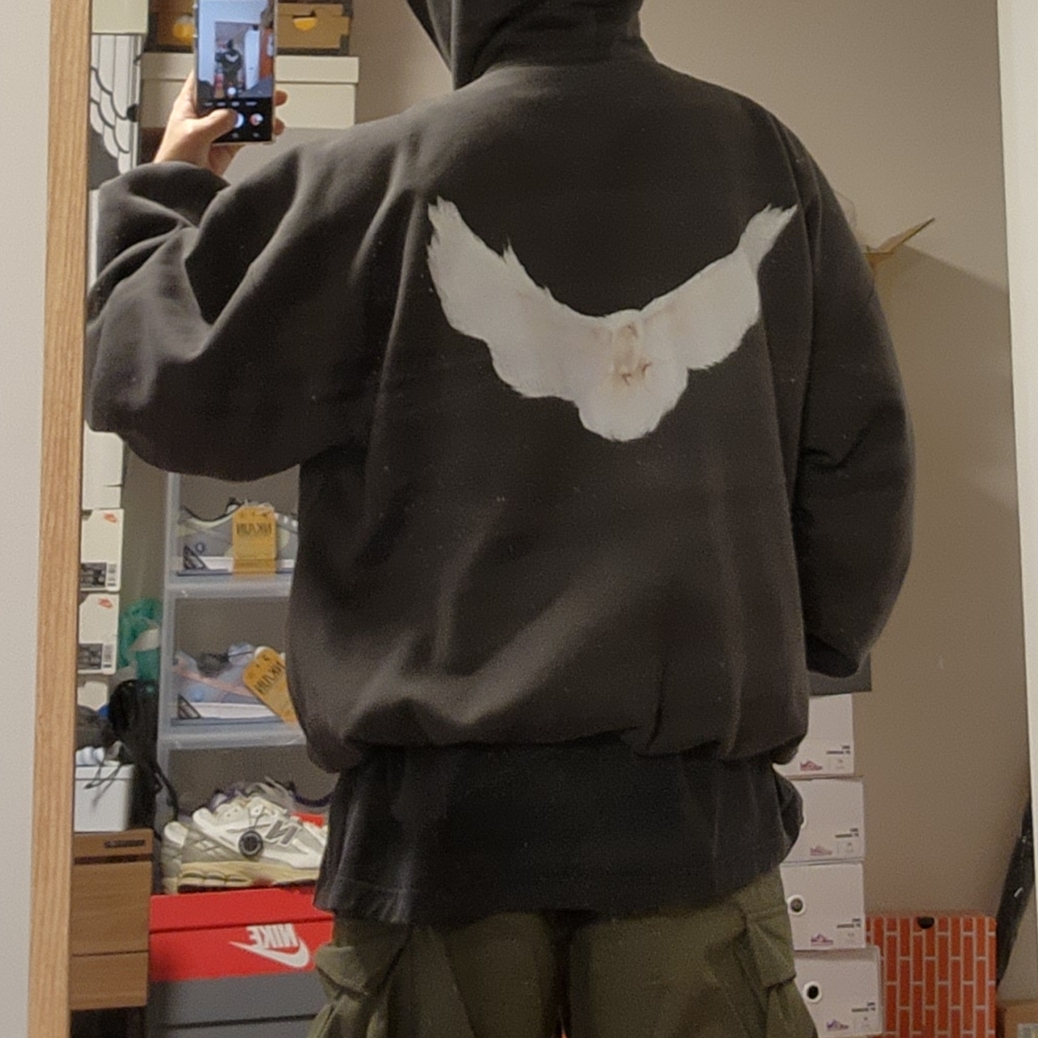 Yeezy Gap Engineered By Balenciaga Dove Hoodie Black, Yeezy Gap Engineered By Balenciaga Flame Cap Black 착용 스타일 - 3