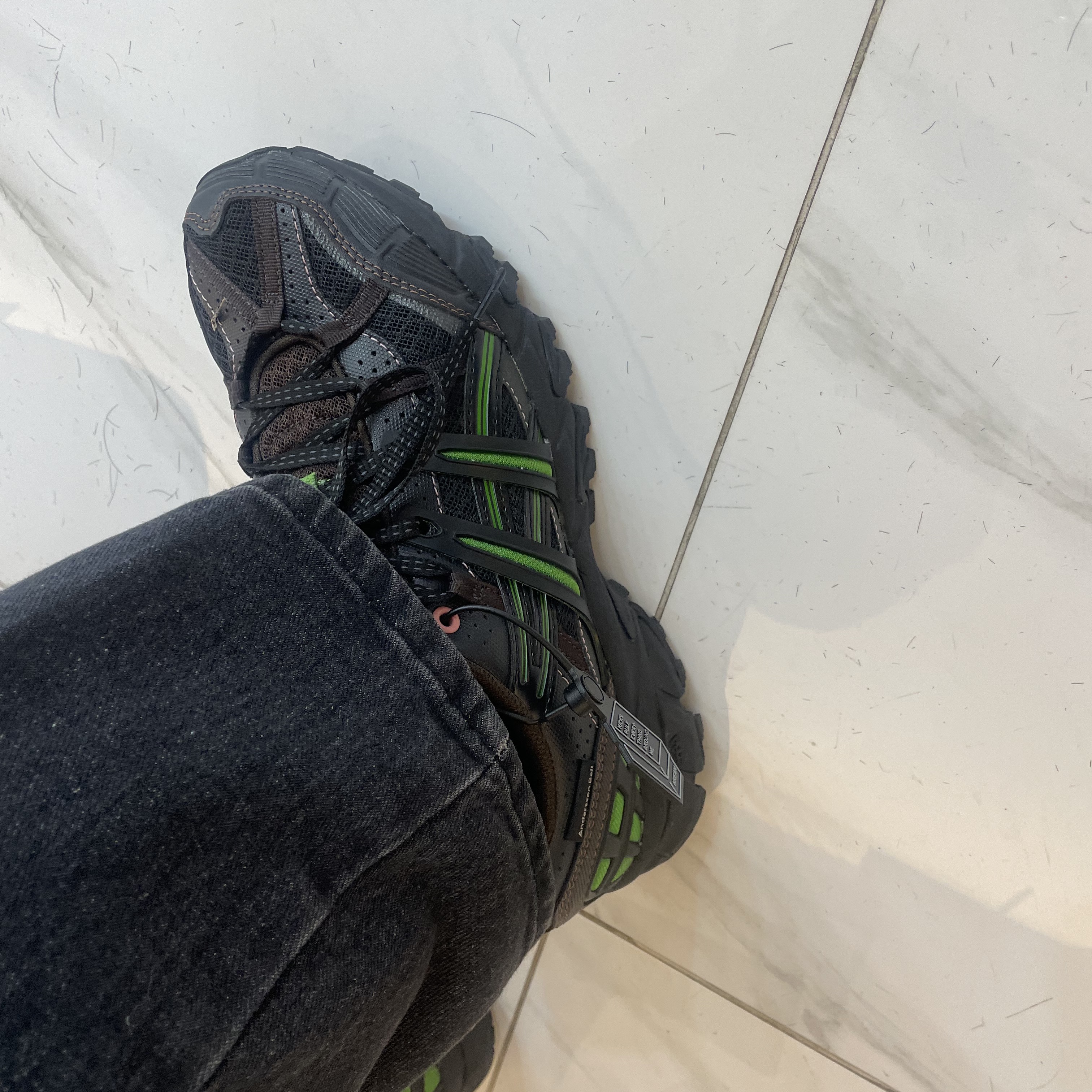Asics x Andersson Bell Gel-Sonoma 15-50 Black Green 착용 스타일