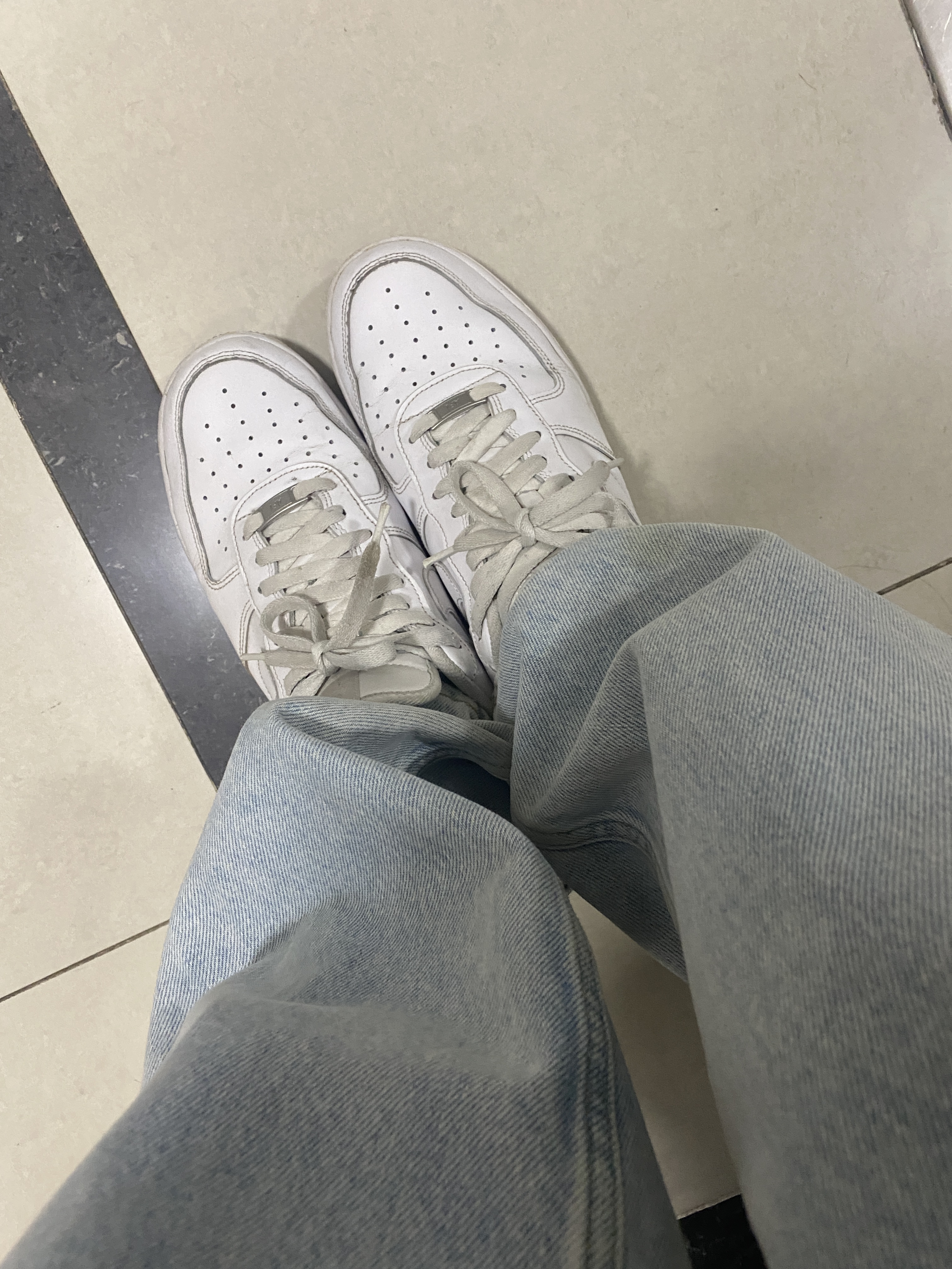 Nike Air Force 1 '07 Low White 착용 스타일