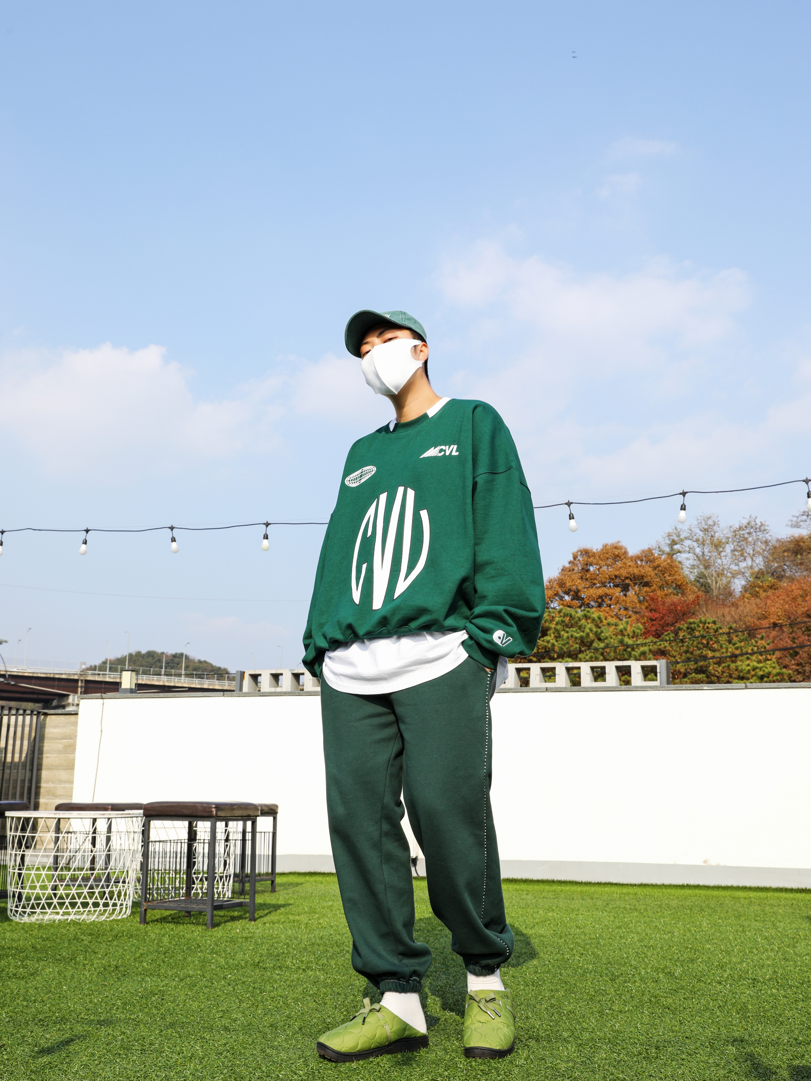 Adidas Puffylette Off White 착용 스타일 - 1