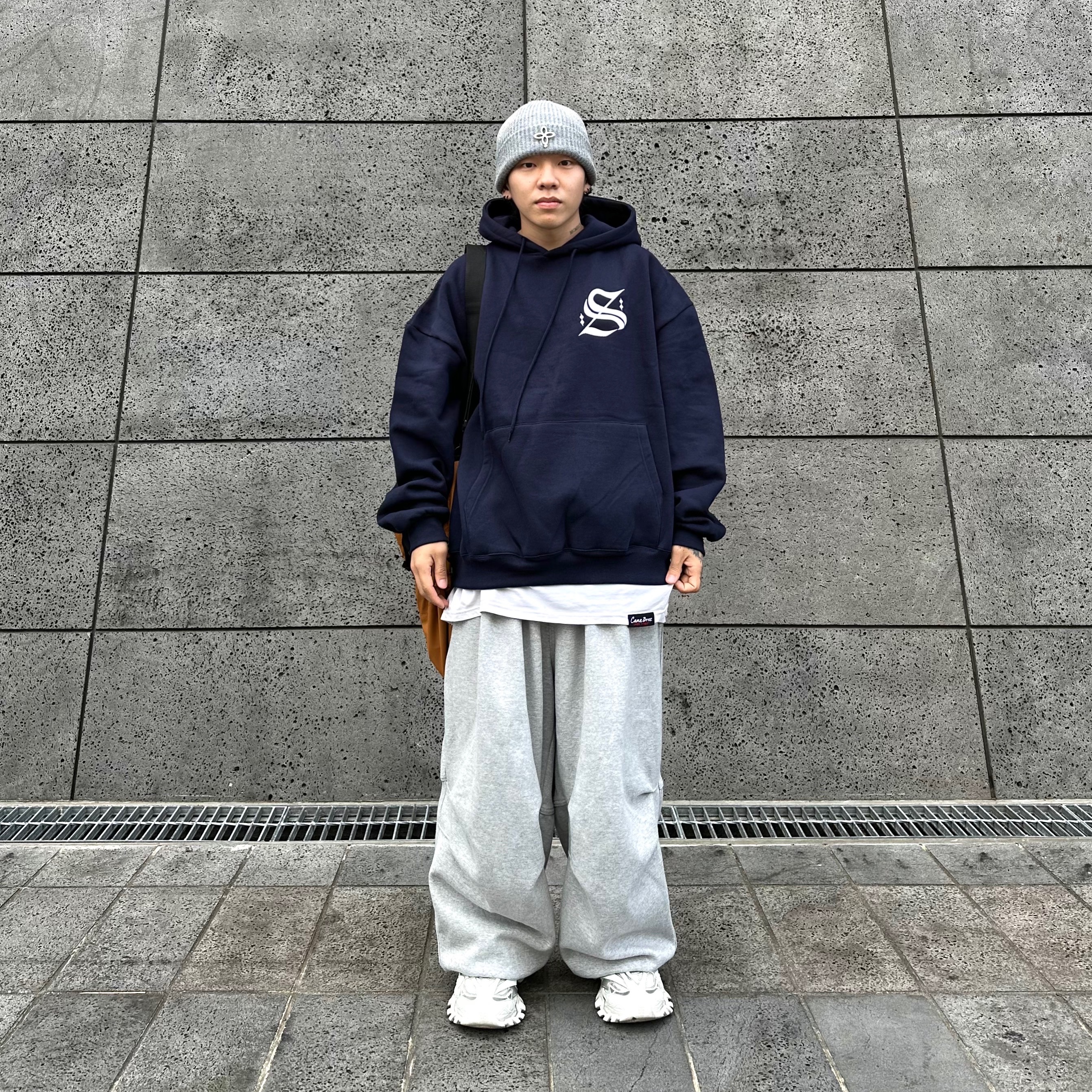 Balenciaga Track.2 Sneakers White 착용 스타일 - 2