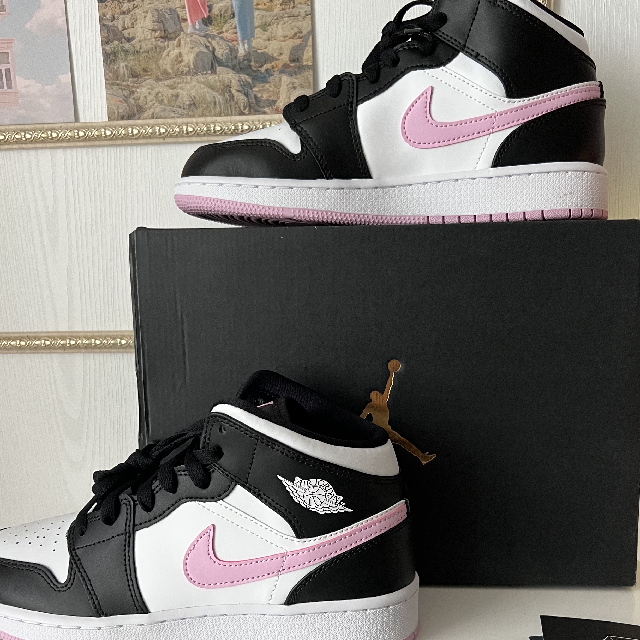 (GS) Jordan 1 Mid Light Arctic Pink 착용 스타일 - 3