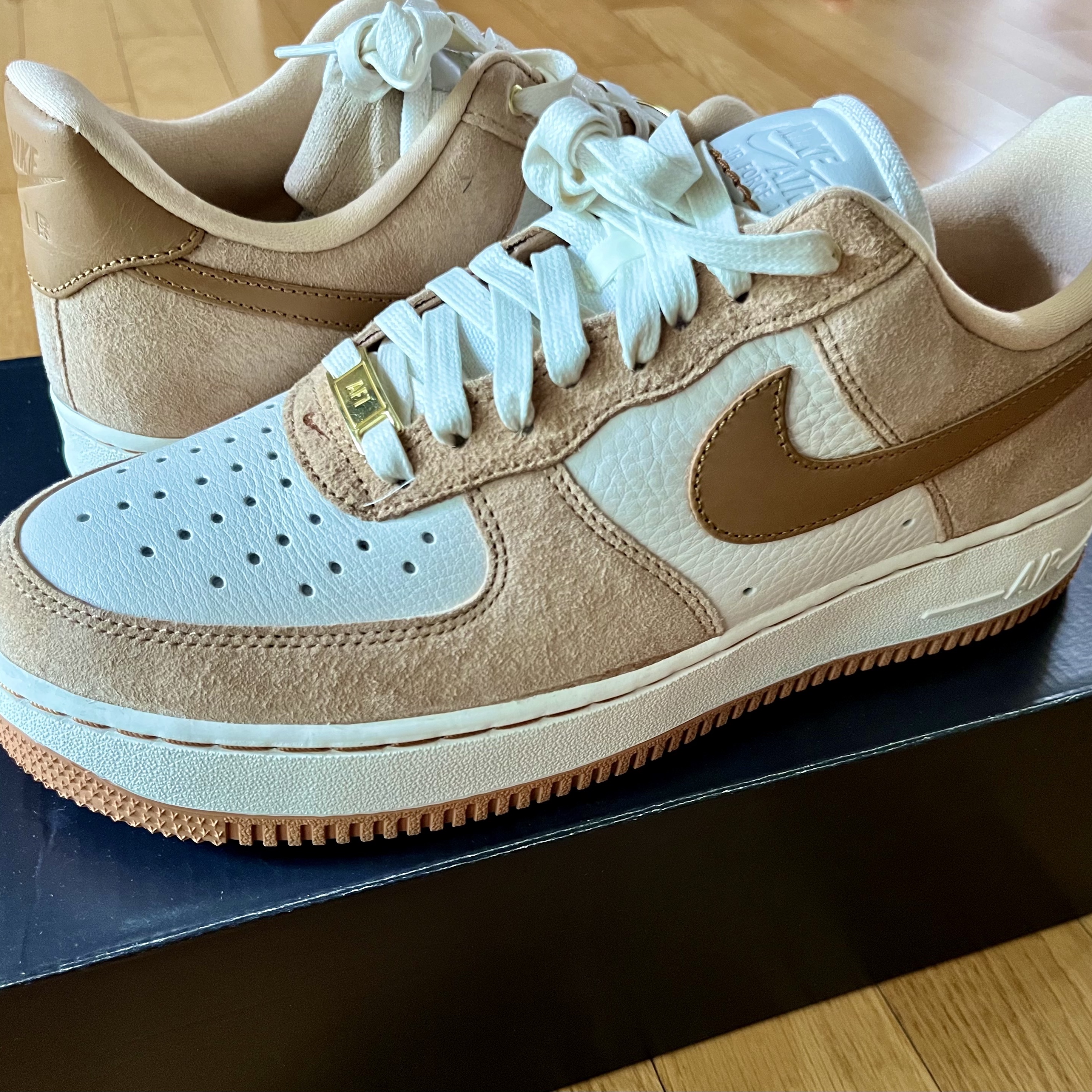 (W) Nike Air Force 1 LXX Flax 착용 스타일