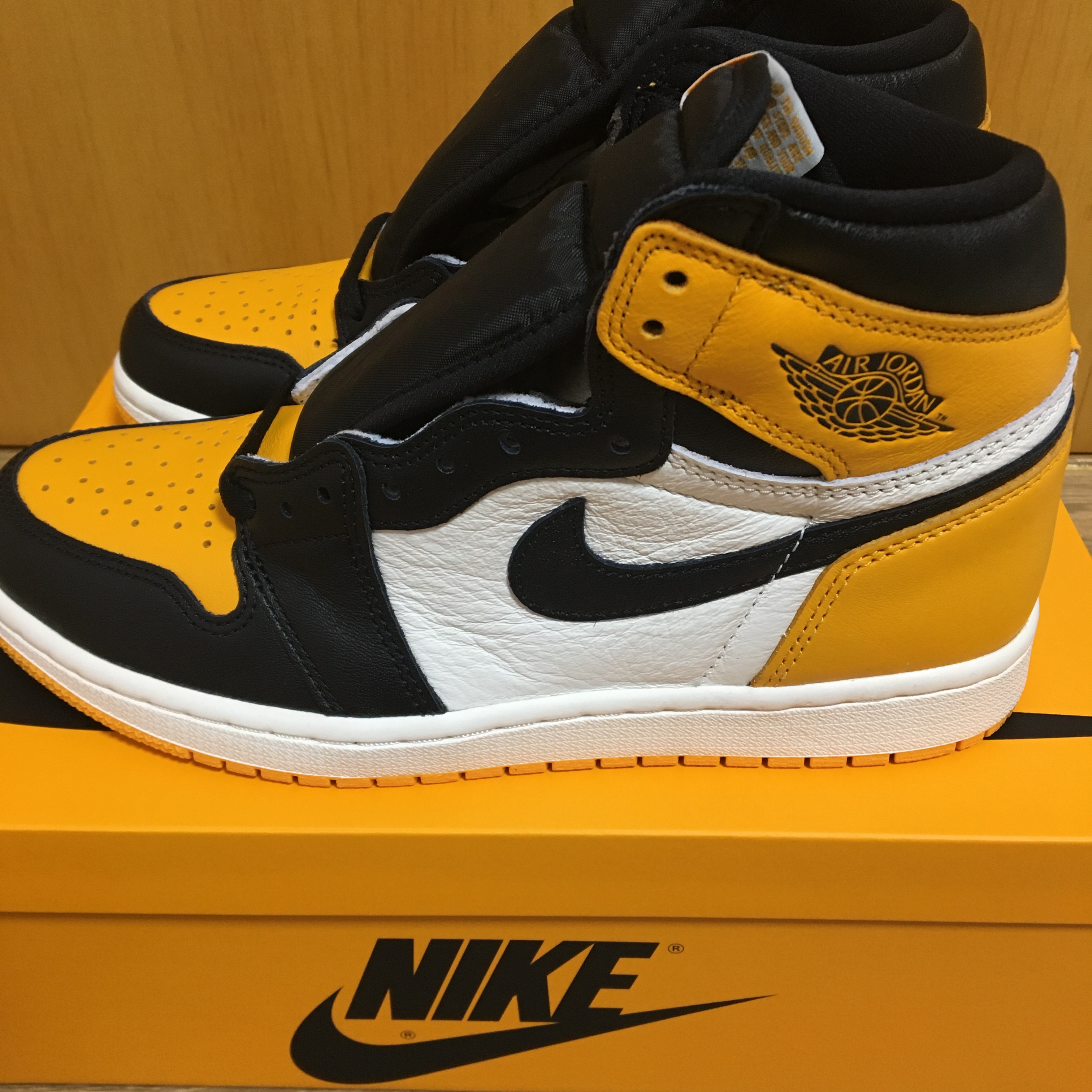 Jordan 1 Retro High OG Taxi 착용 스타일 - 3