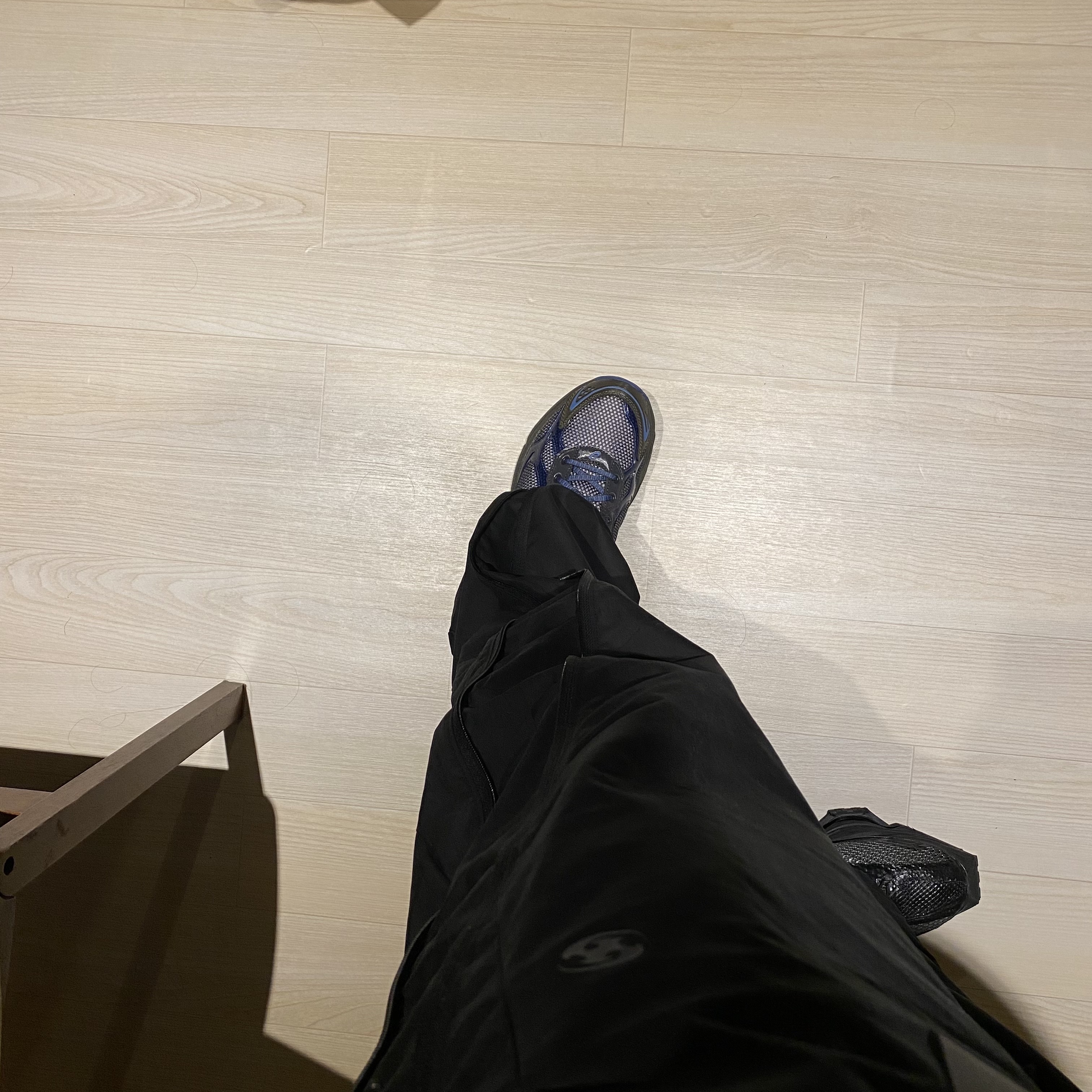 Nike x Matthew M Williams Zoom 004 Triple Black, Asics UB4-S Gel-1130 Graphite Grey 착용 스타일 - 2