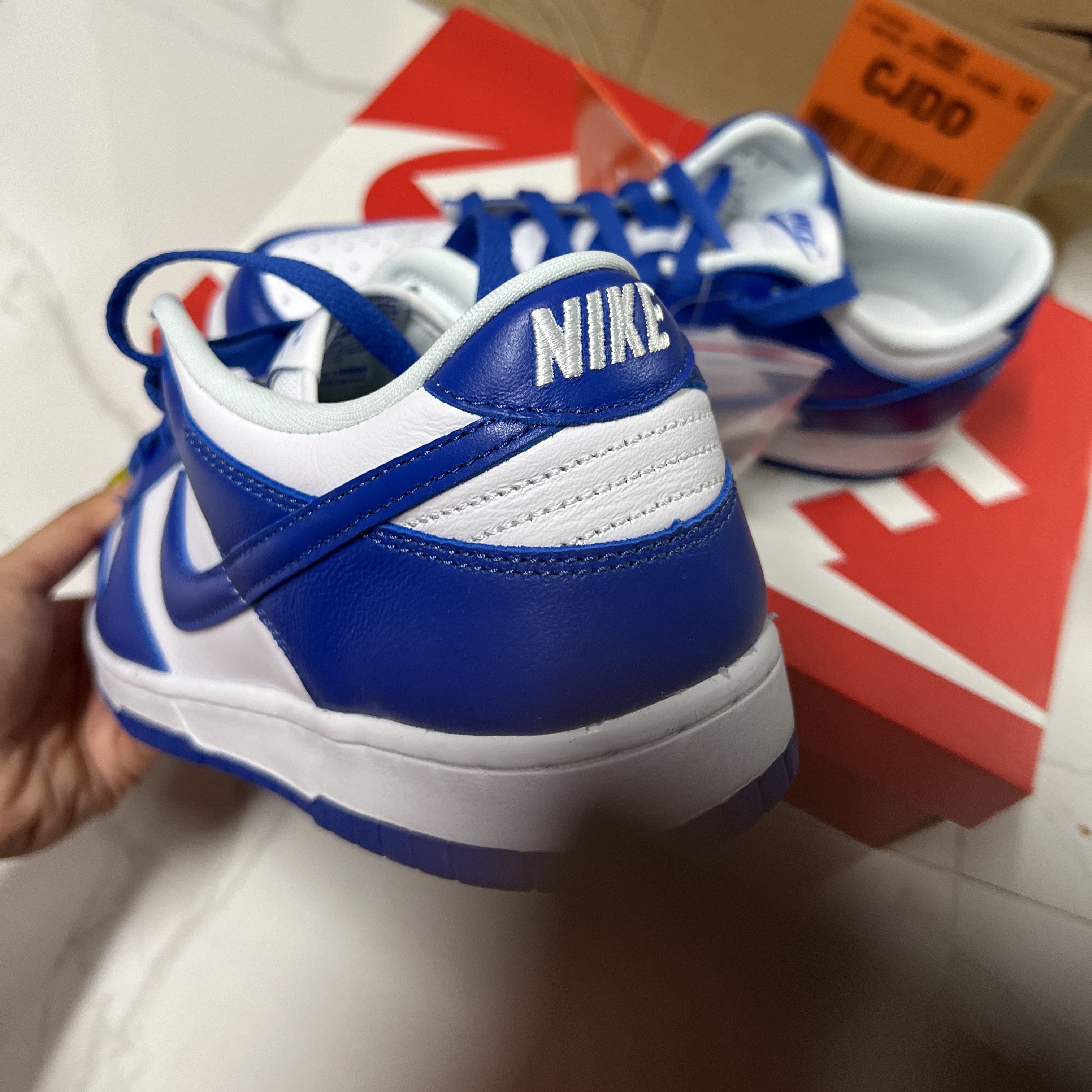 Nike Dunk Low SP Kentucky 2022 착용 스타일 - 3