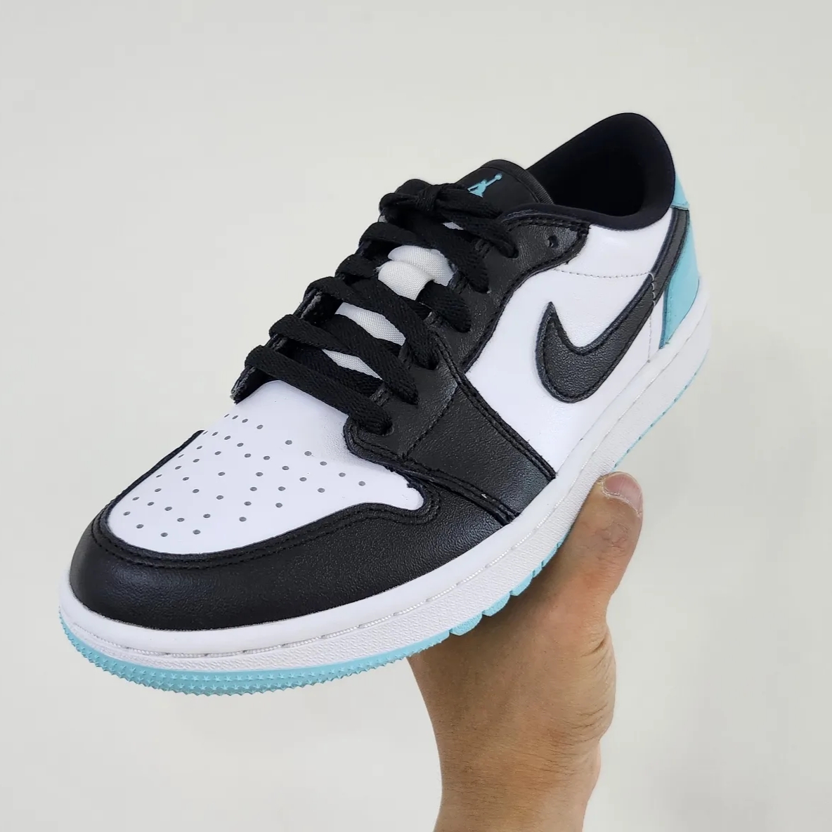 Jordan 1 Low Golf Copa 착용 스타일 - 1