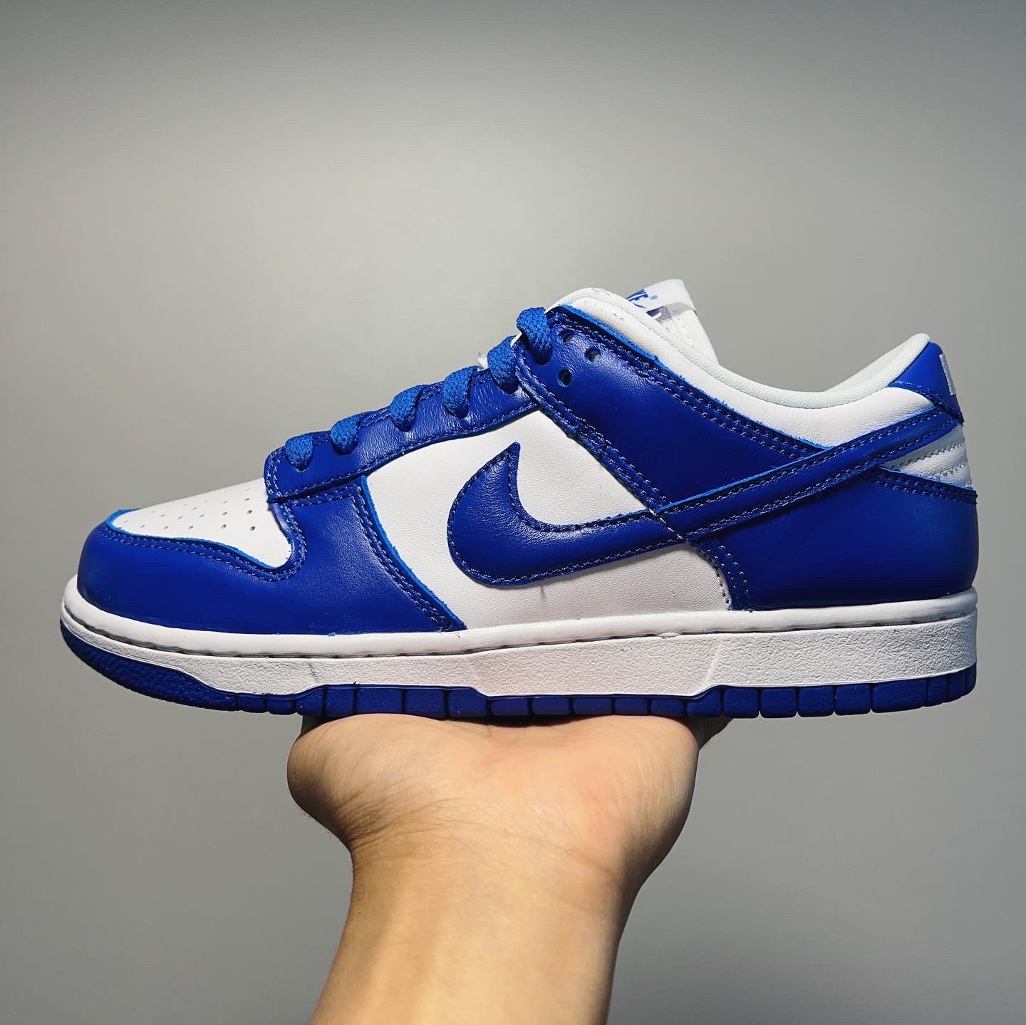 Nike Dunk Low SP Kentucky 2022, Nike Dunk Low SP Kentucky 2020 착용 스타일 - 2
