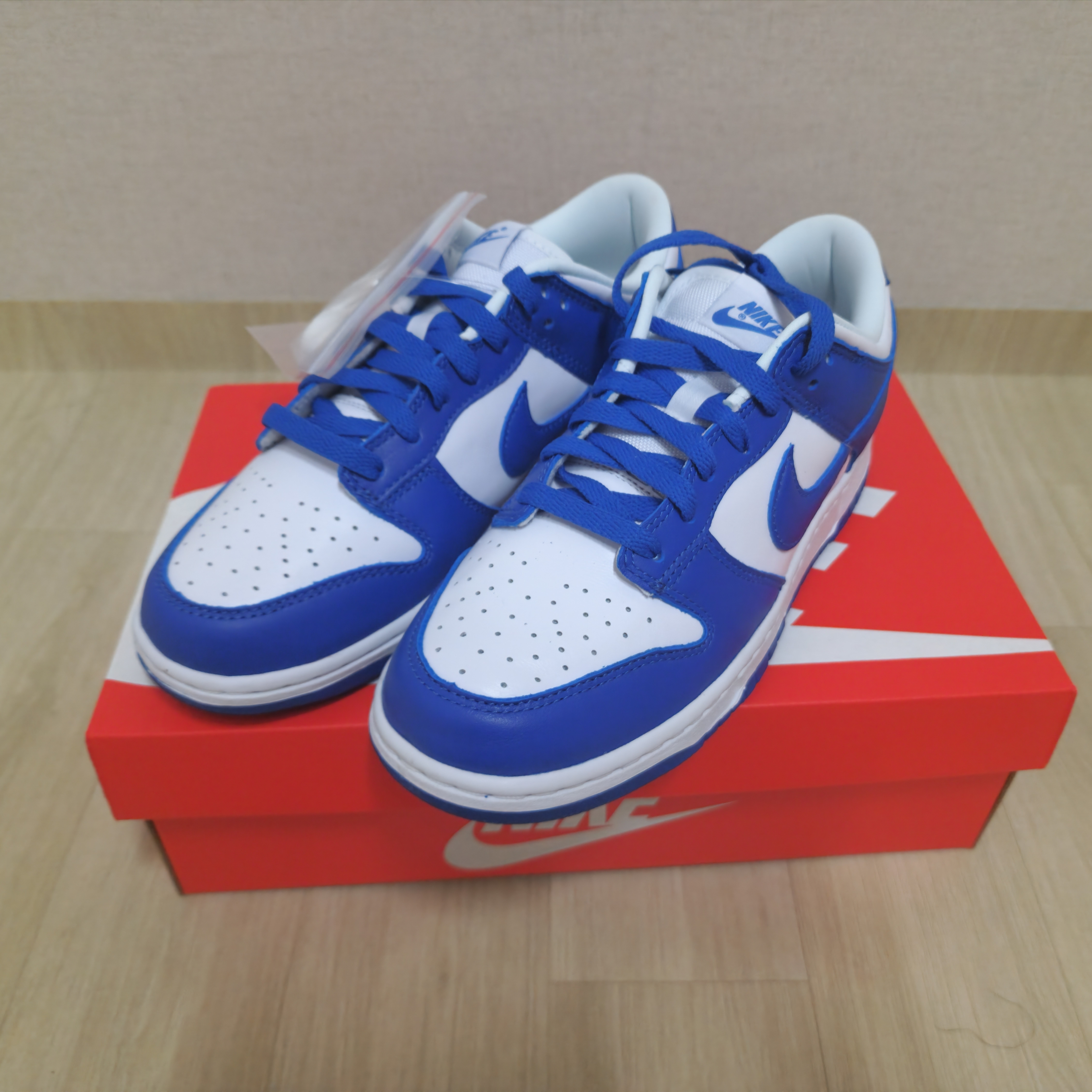Nike Dunk Low SP Kentucky 2022 착용 스타일 - 3