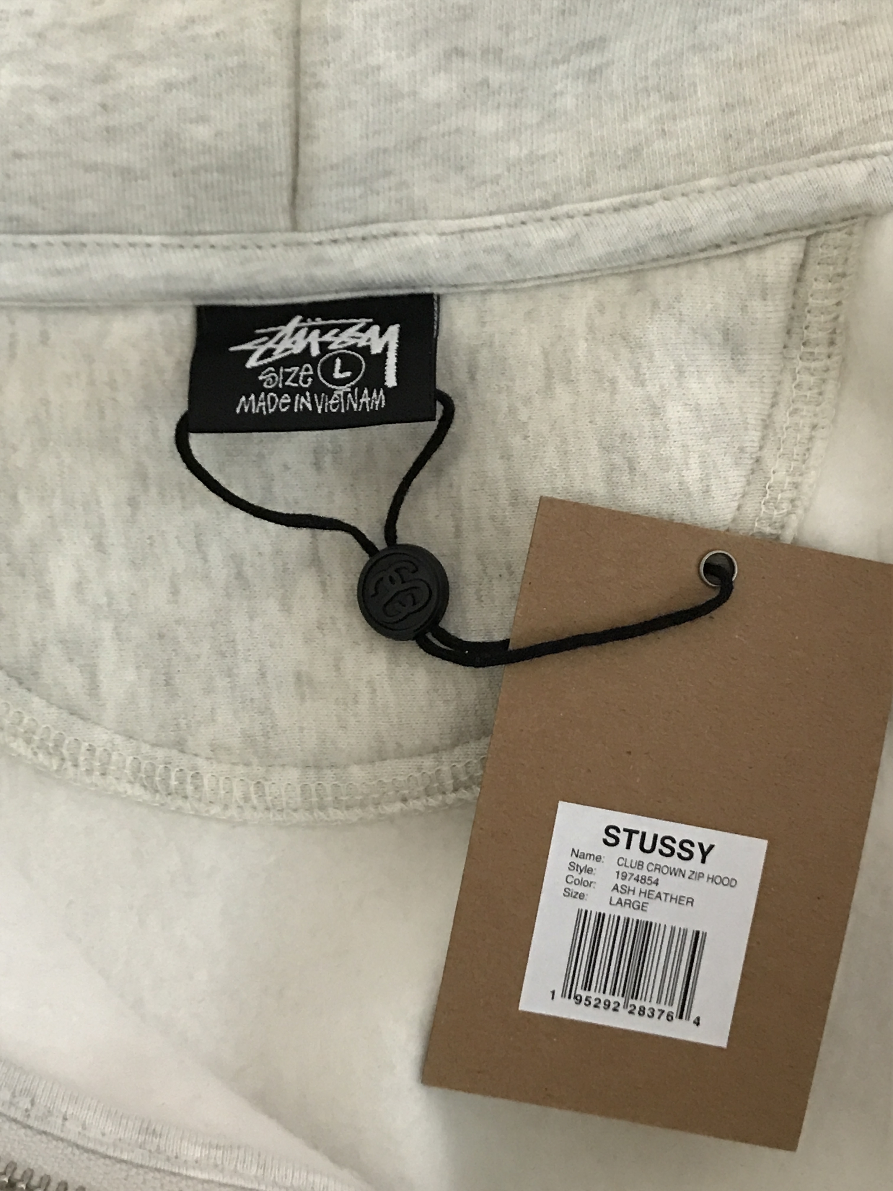 Essentials The Core Collection Relaxed Sweatpants Light Oatmeal, Stussy Club Crown Zip Hoodie Ash Heather 착용 스타일 - 3