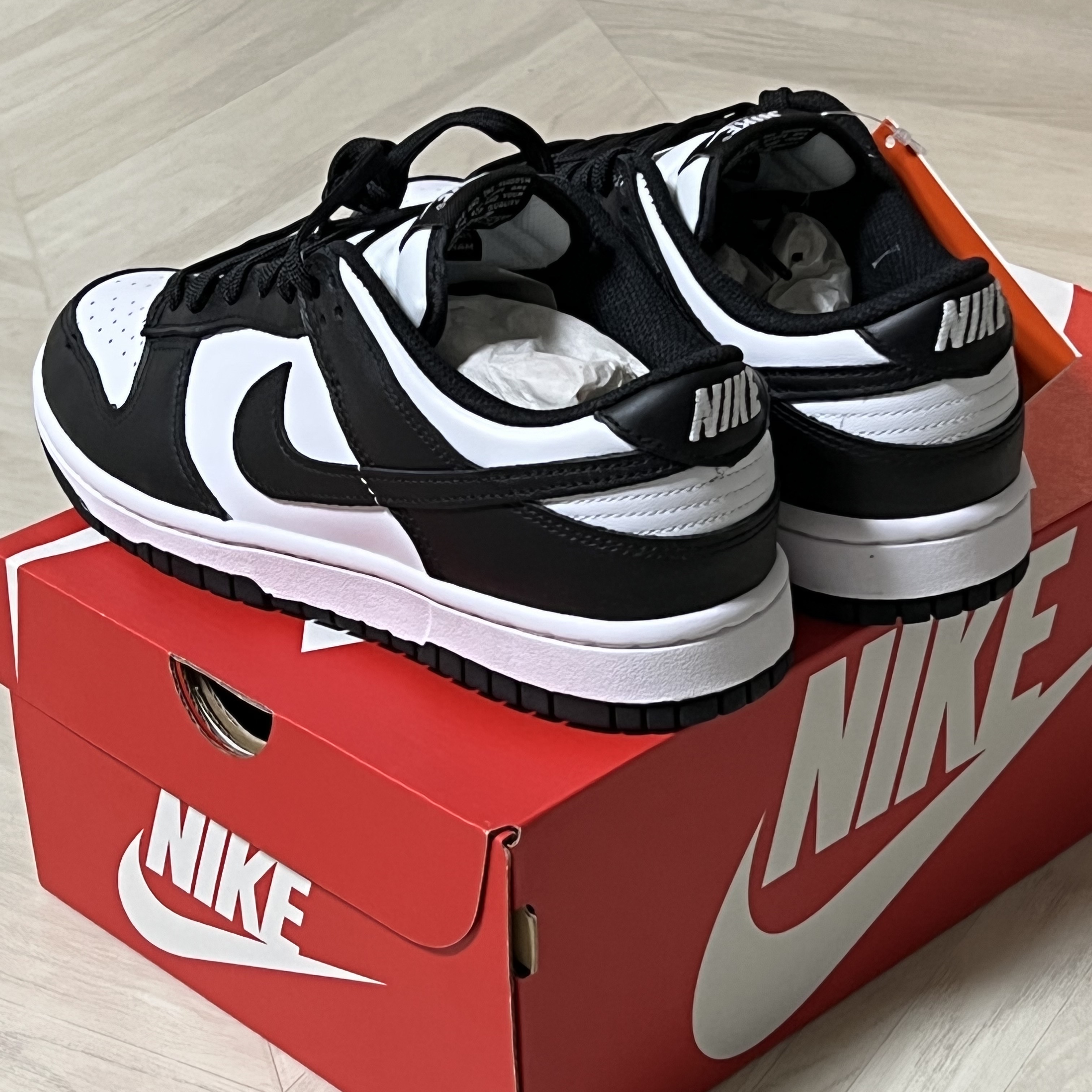 Nike Dunk Low Retro Black, (W) Nike Dunk Low Black 착용 스타일 - 3