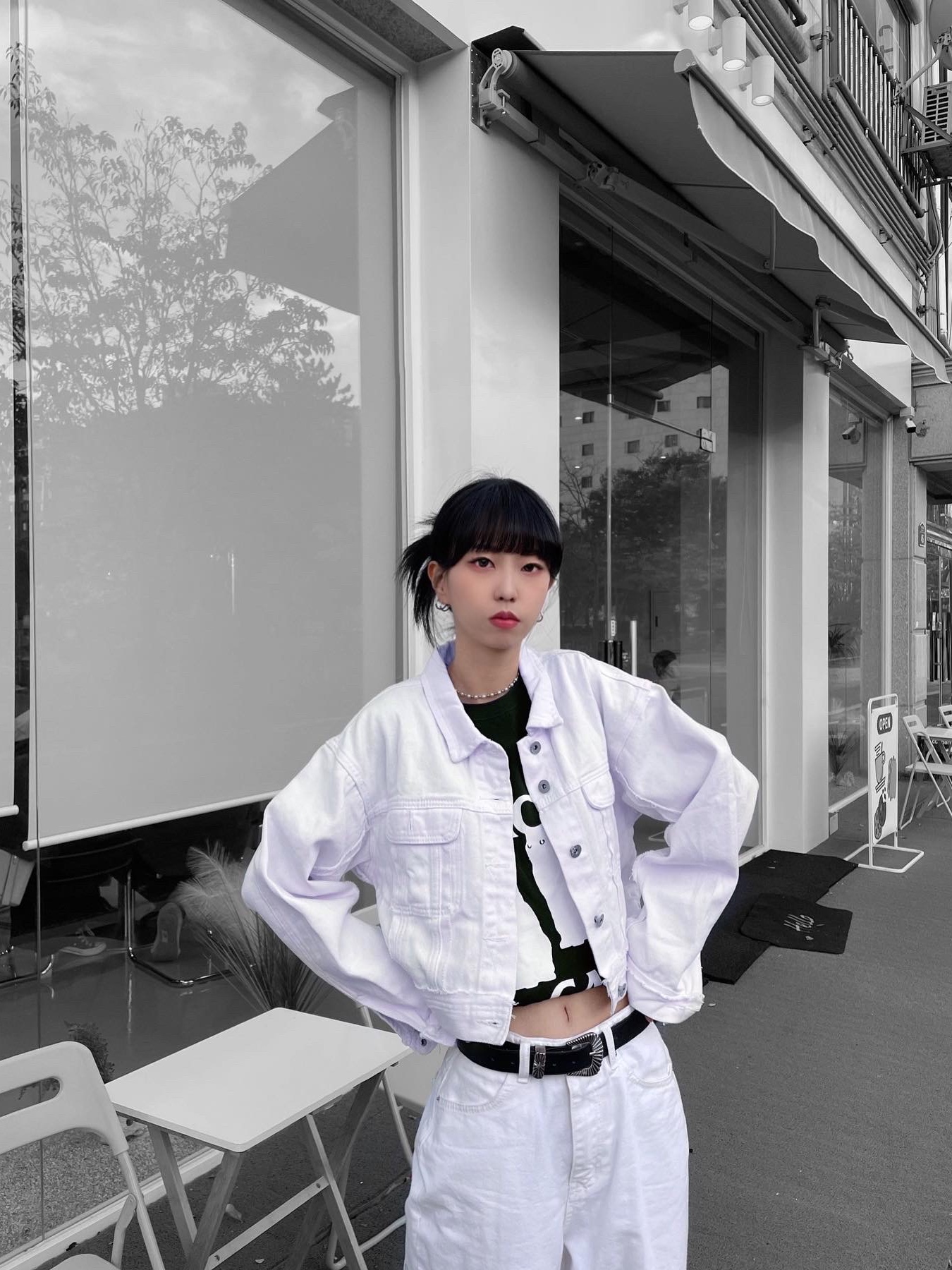 (W) Nike Dunk High Black and White 착용 스타일 - 3