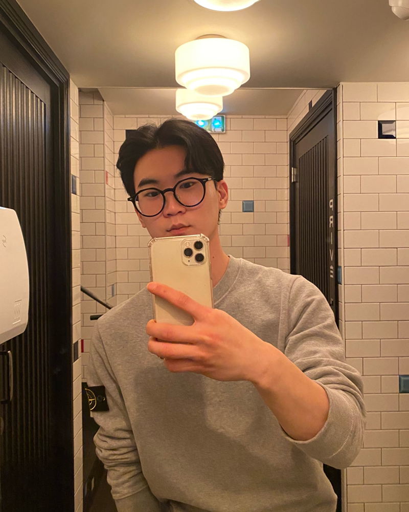 KREAM 프로필 이미지