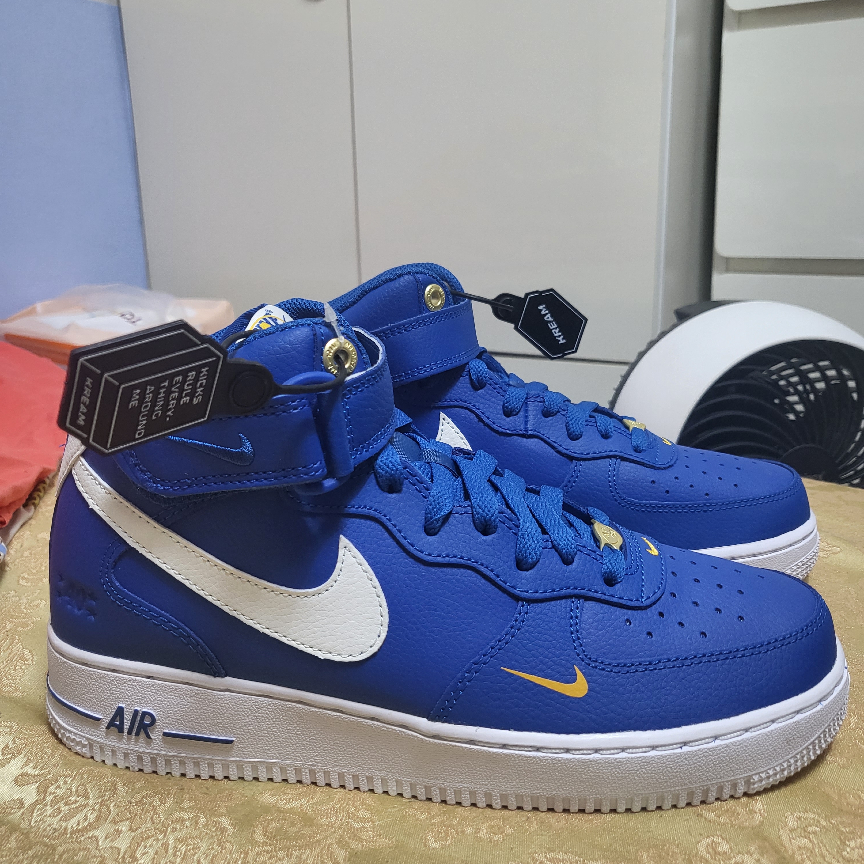Nike Air Force 1 Mid '07 LV8 40th Anniversary Join Forces Blue Jay 착용 스타일 - 3