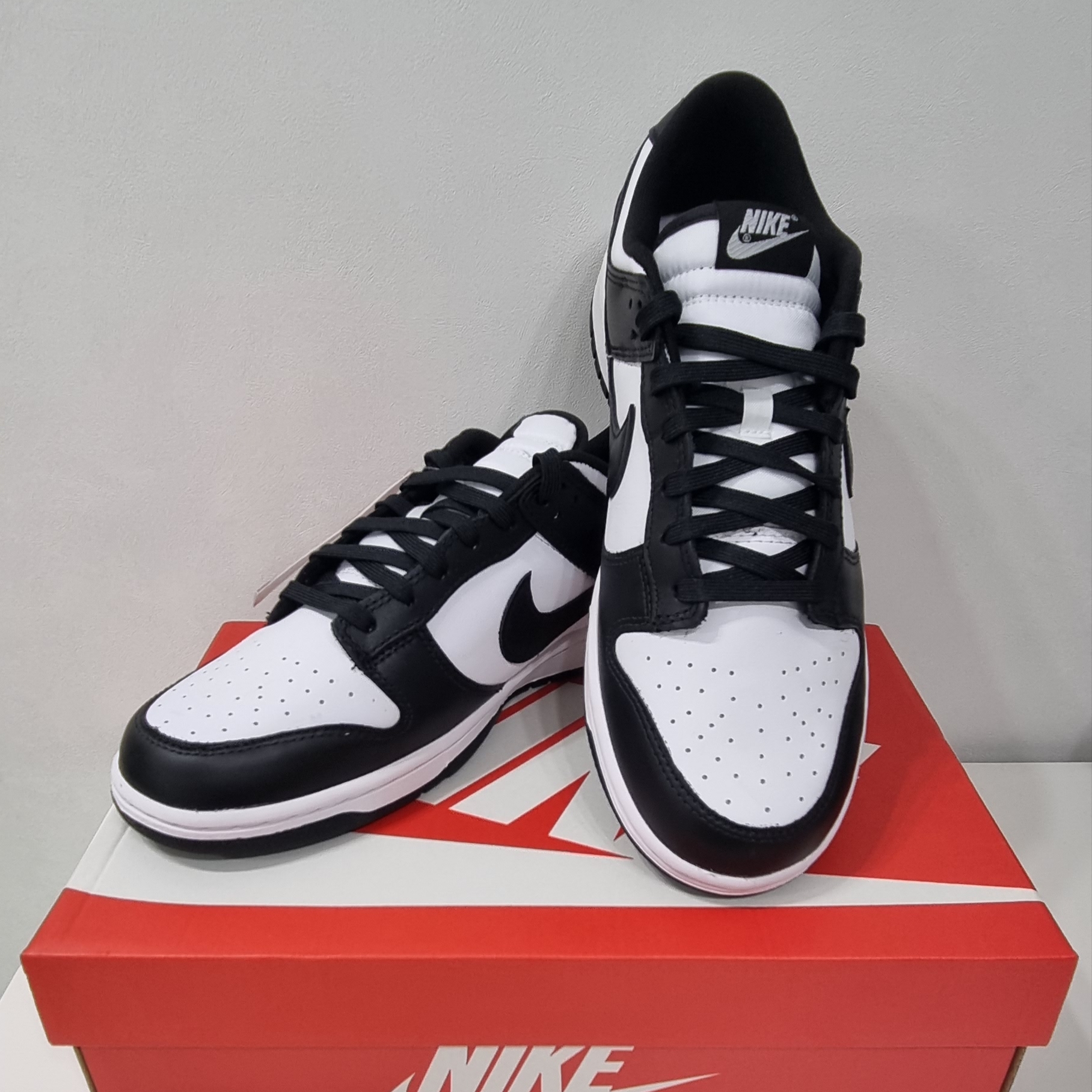 Nike Dunk Low Retro Black 착용 스타일