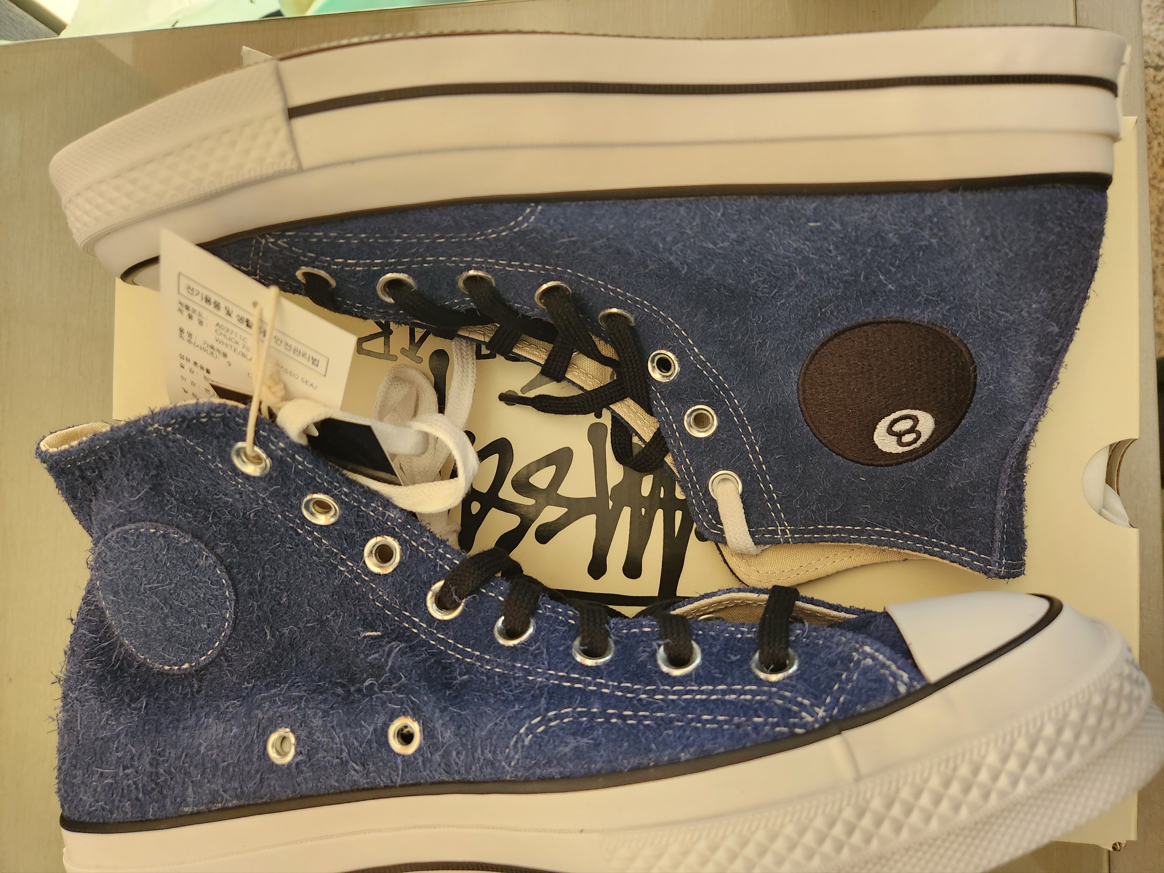 Converse x Stussy Chuck 70 High 8 Ball Navy 착용 스타일