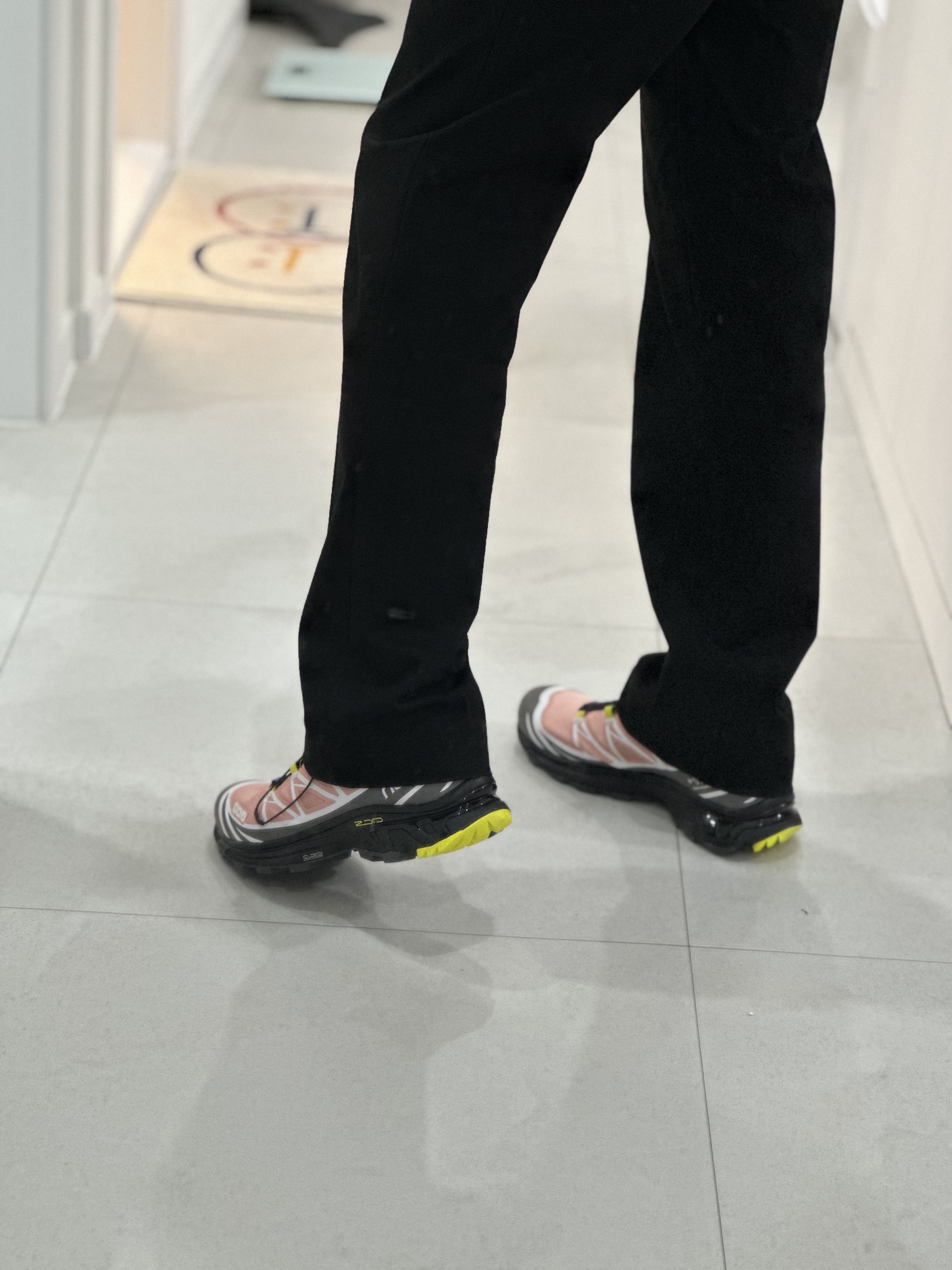 Salomon XT-6 Blooming Dahlia 착용 스타일