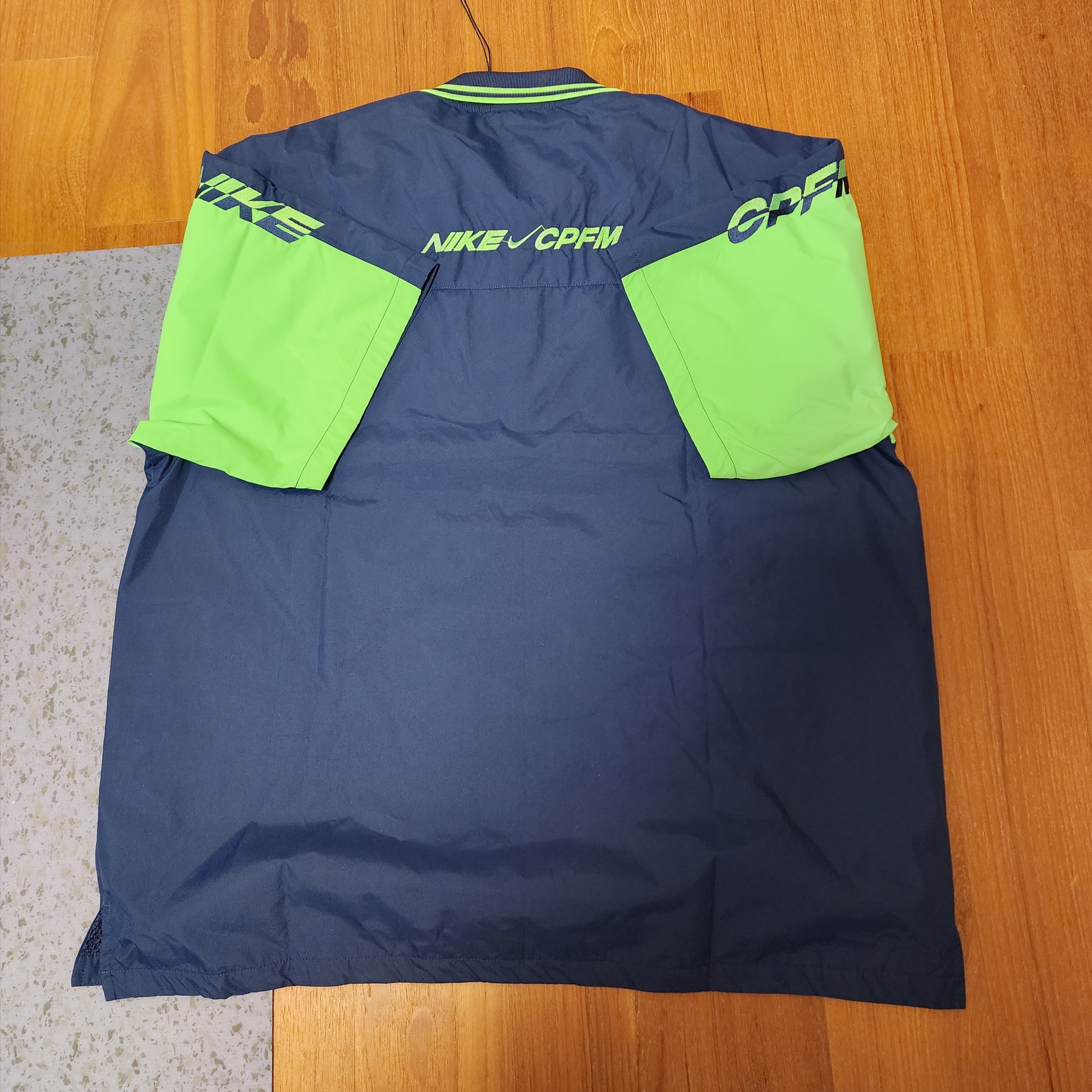 Nike x Cactus Plant Flea Market Short Sleeve Polo Midnight Navy - US/EU 착용 스타일 - 2