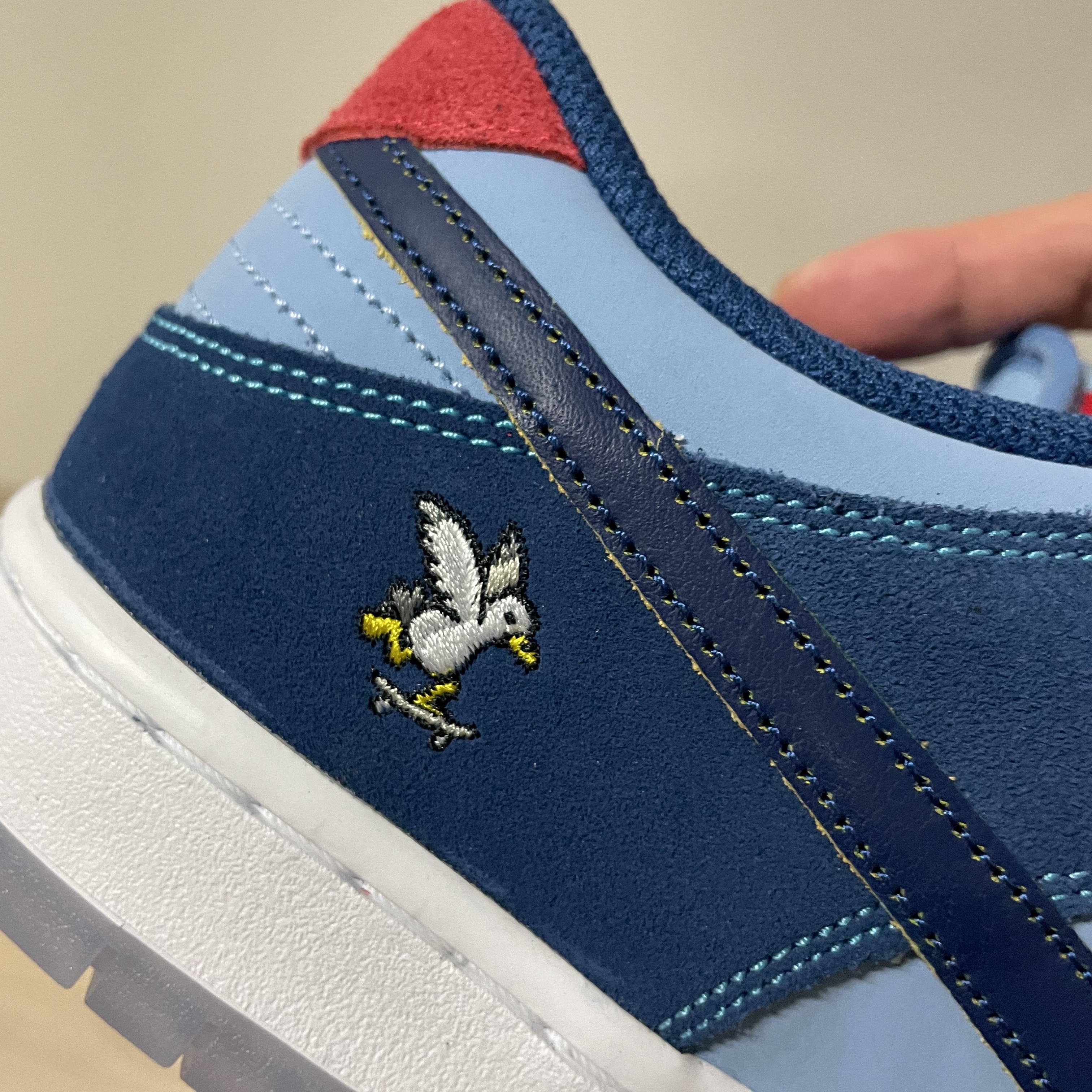 Nike x Why So Sad? SB Dunk Low Pro Coastal Blue 착용 스타일 - 4
