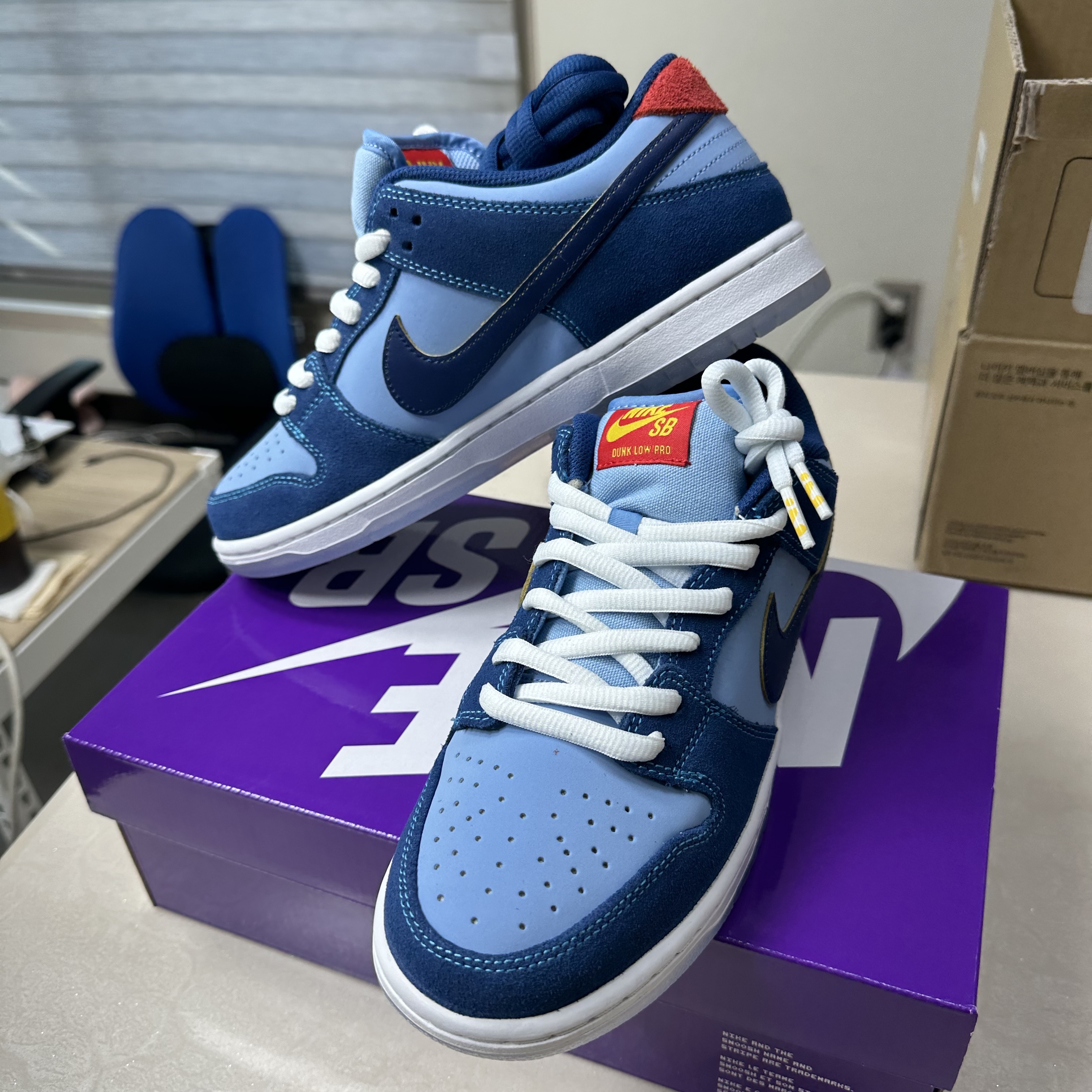 Nike x Why So Sad? SB Dunk Low Pro Coastal Blue 착용 스타일 - 4