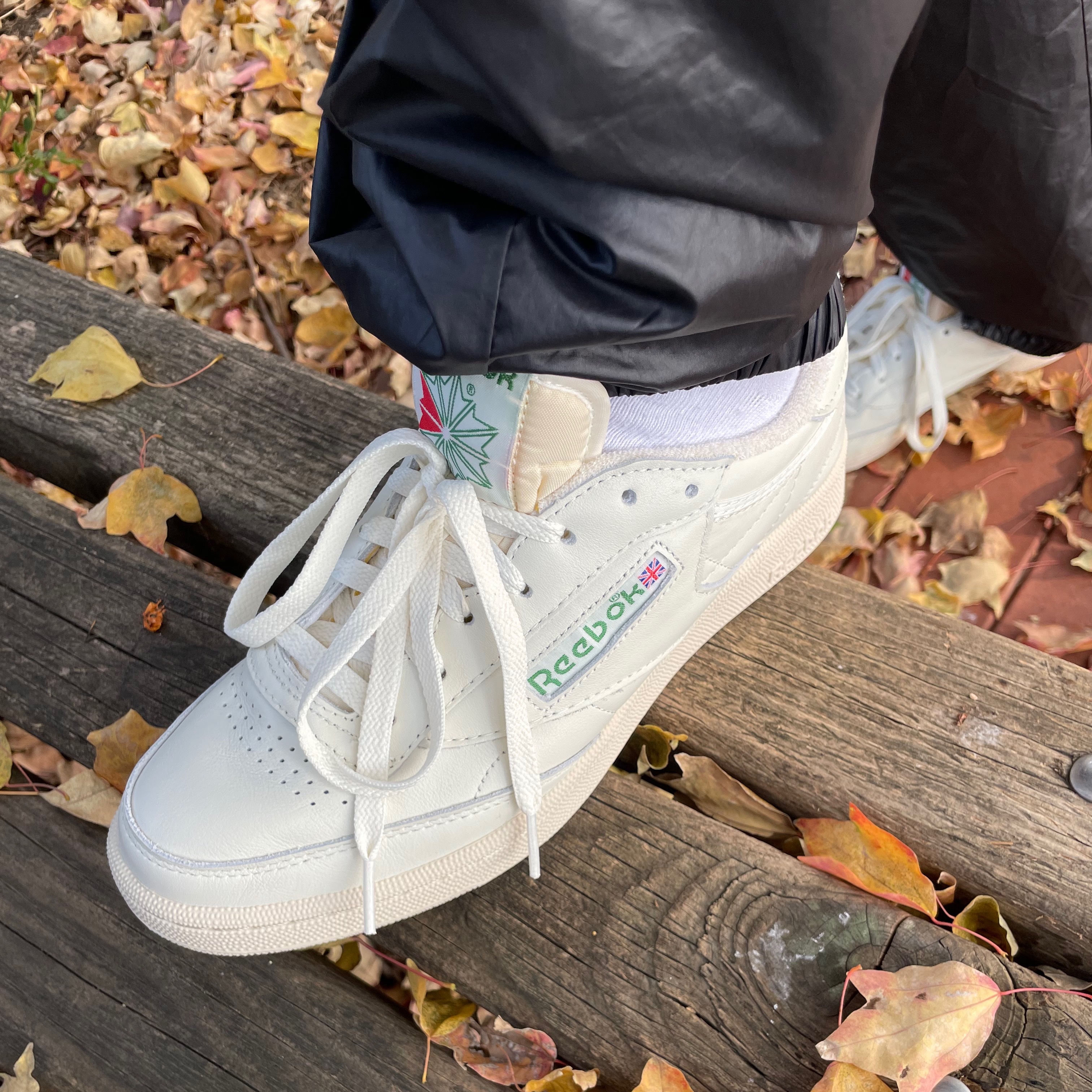 Reebok Club C 85 Vintage Chalk Green 착용 스타일 - 3
