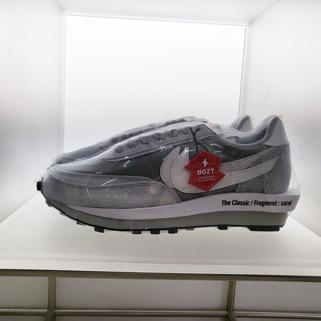 Nike x Sacai x Fragment LDWaffle Light Smoke Grey 착용 스타일