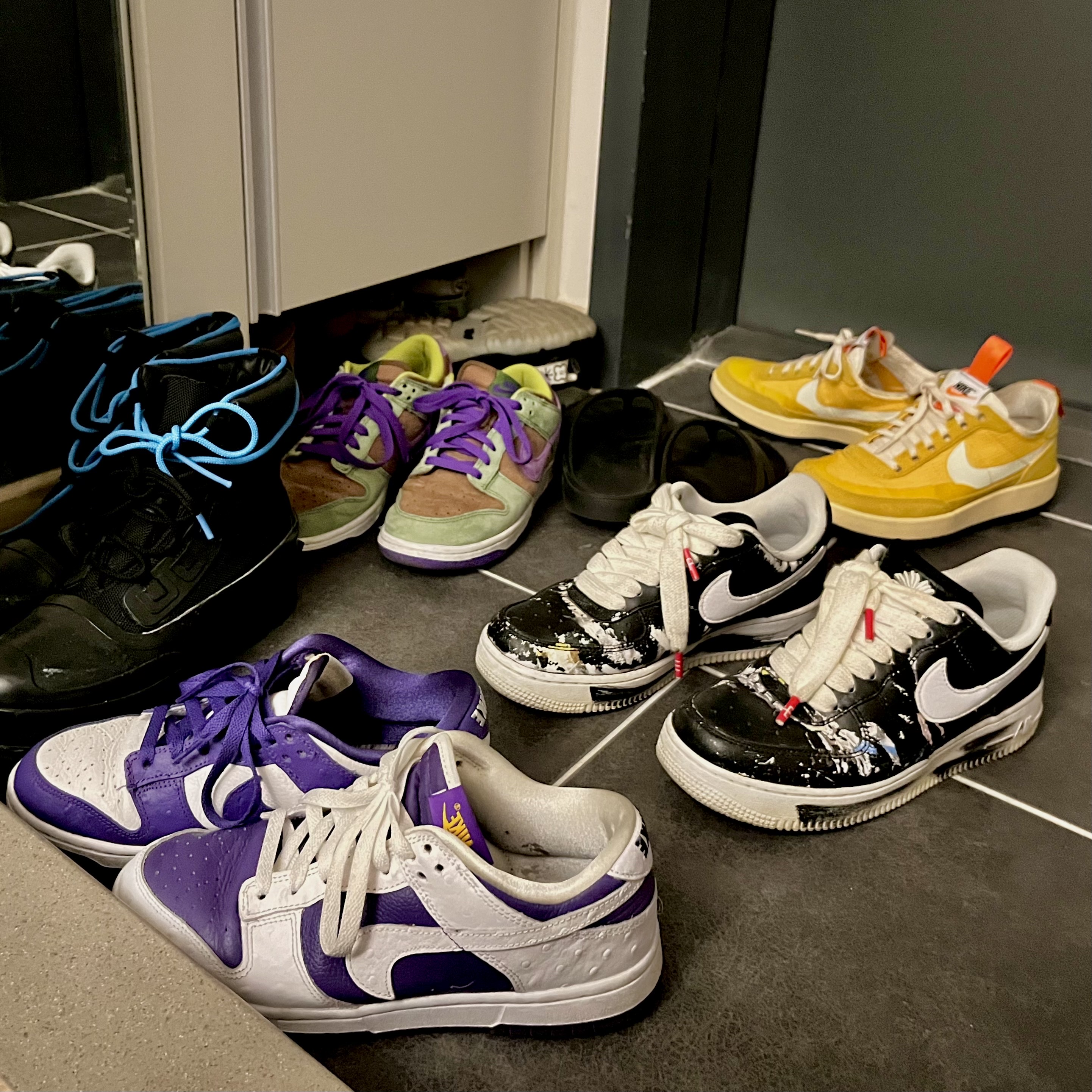 (W) Nike Dunk Low SE Flip, Nike x Peaceminusone Air Force 1 Low Para-Noise 착용 스타일