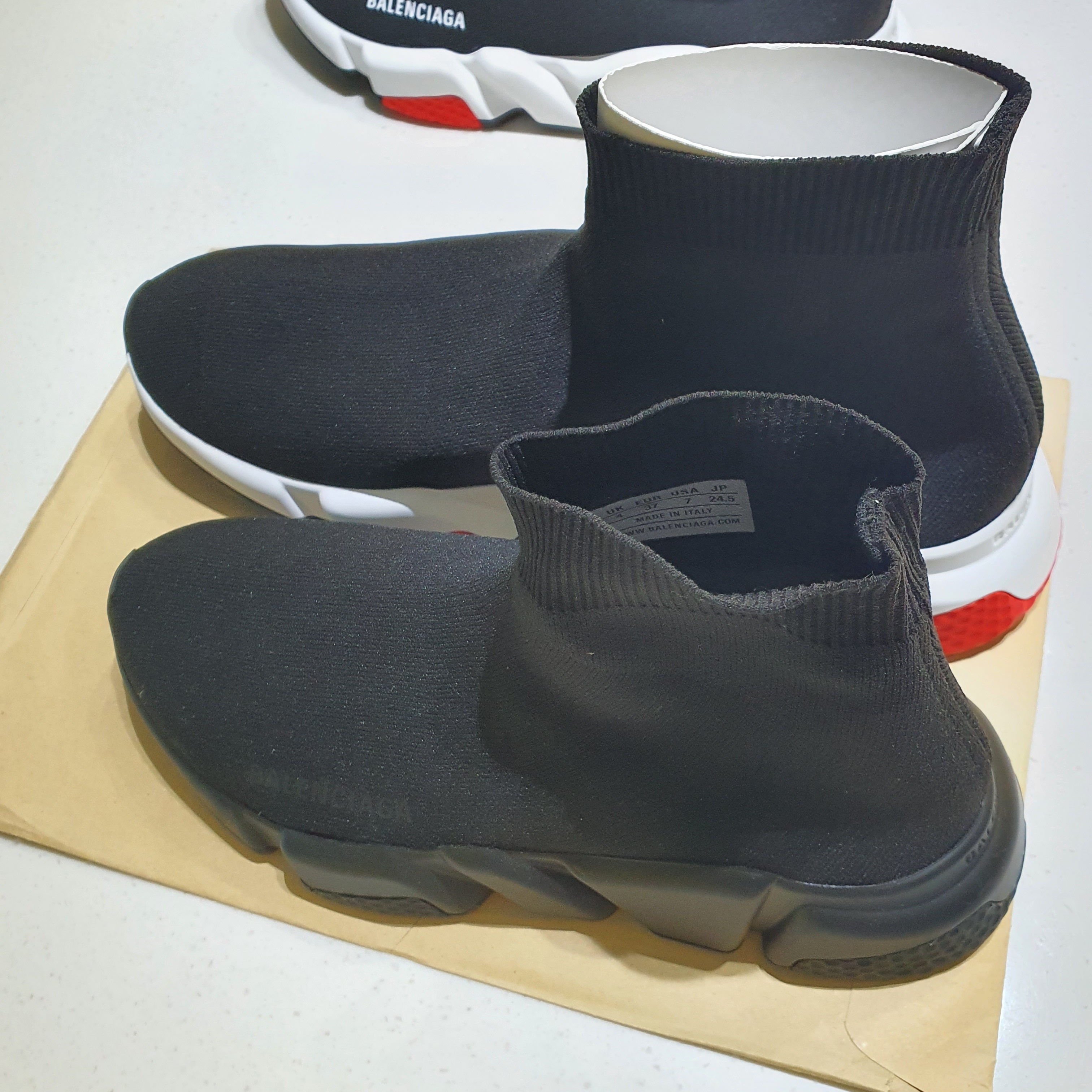 (W) Balenciaga Speed Trainer Monocolor Black, (W) Balenciaga Speed Trainer Navy Red 착용 스타일 - 1
