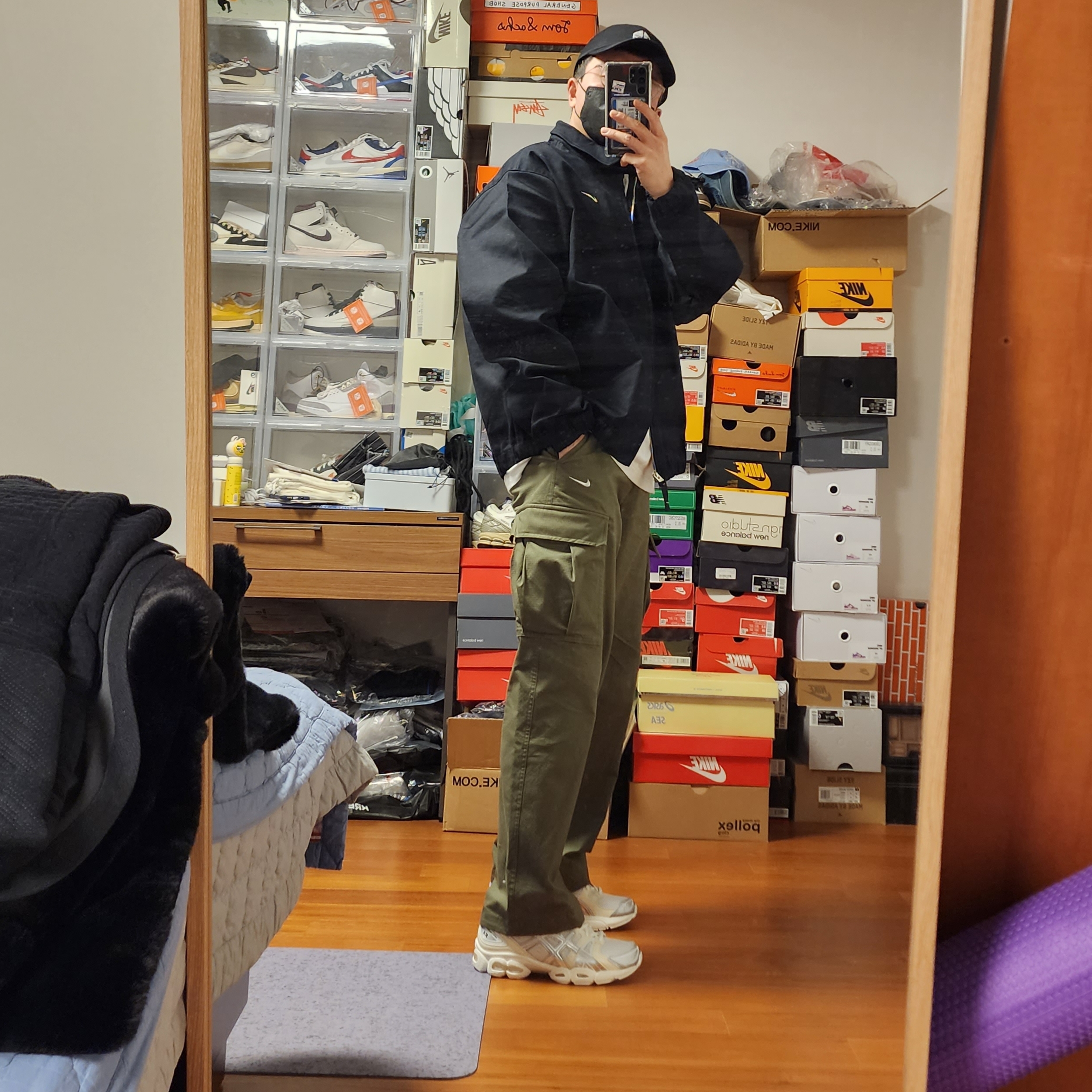 Supreme x Nike ACG Denim 6-Panel Black - 22FW, Asics x Wind and Sea Gel-Nimbus 9 White Pure Silver 착용 스타일 - 3