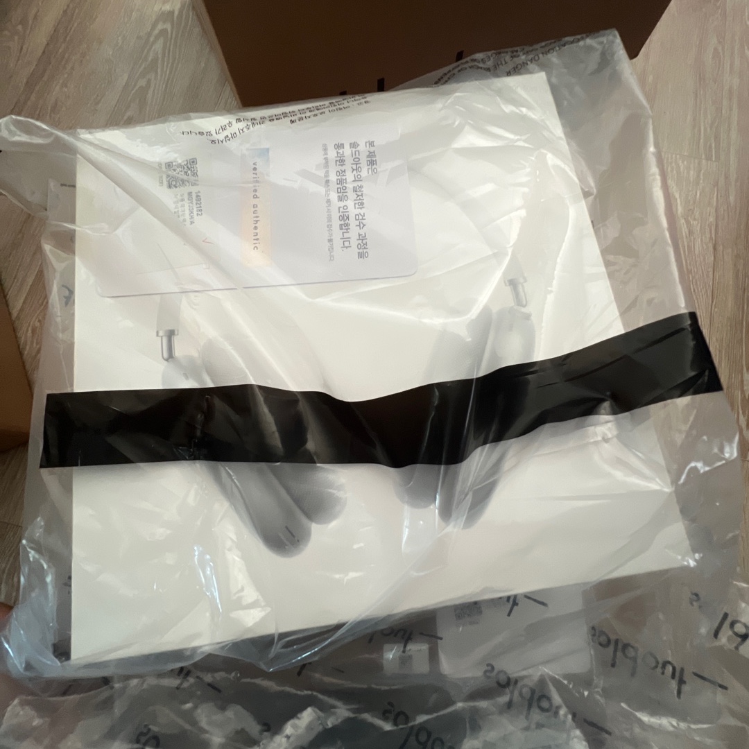 Apple AirPods Max Lightning Silver (Korean Ver.) 착용 스타일
